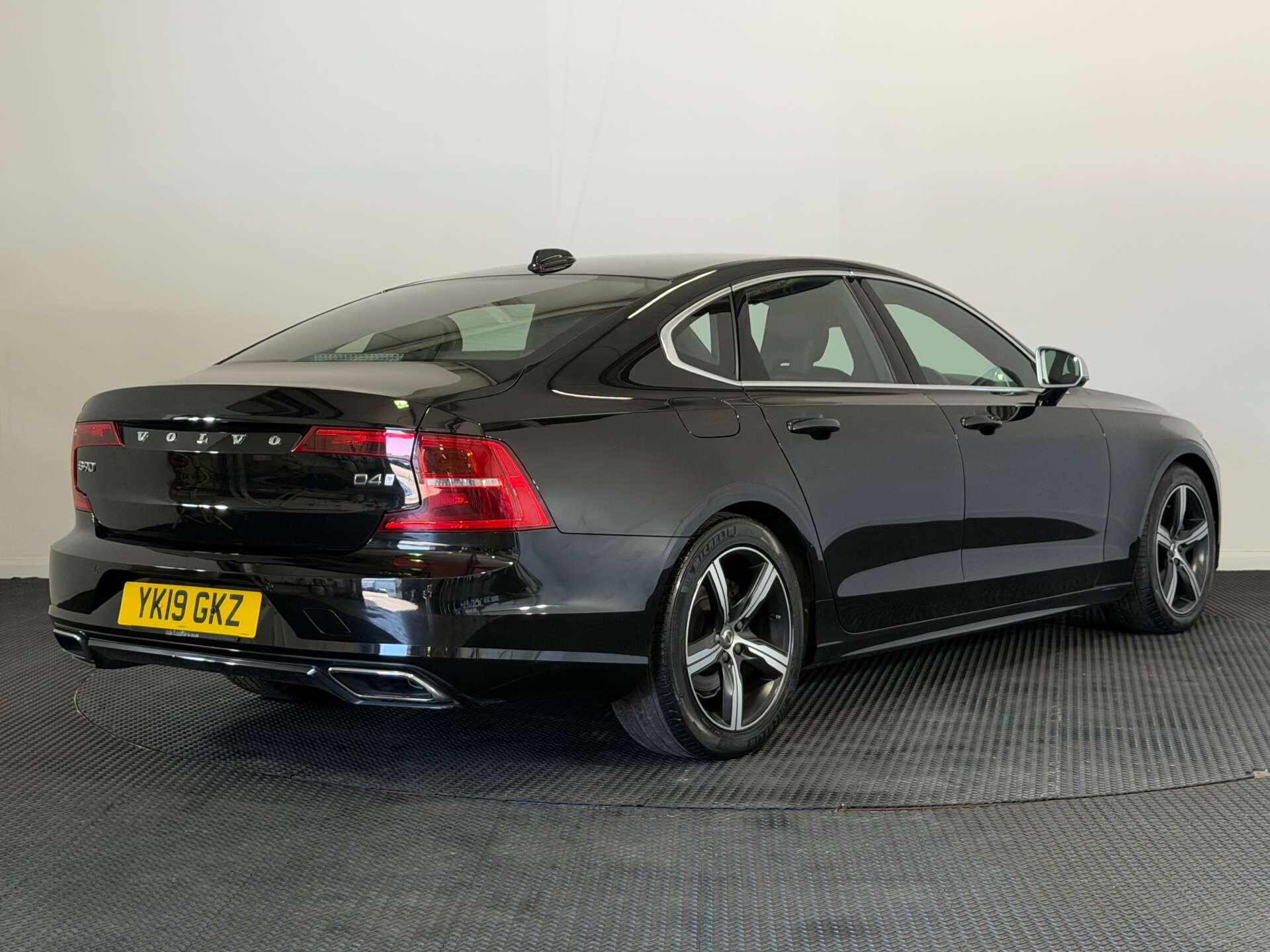 Volvo S90 view 7