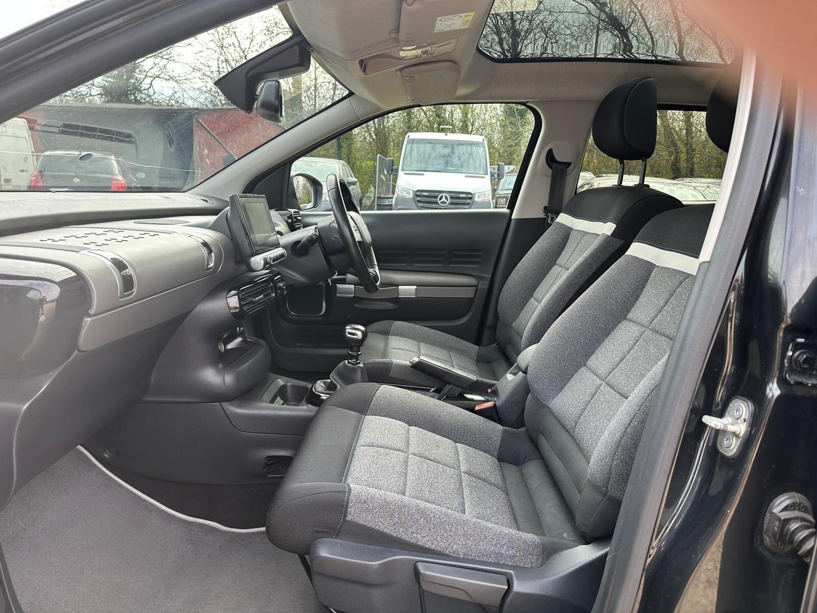 Citroen C4 Cactus view 9