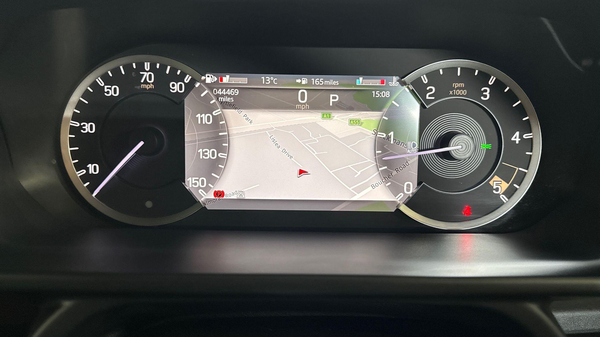 Land Rover Defender view 16