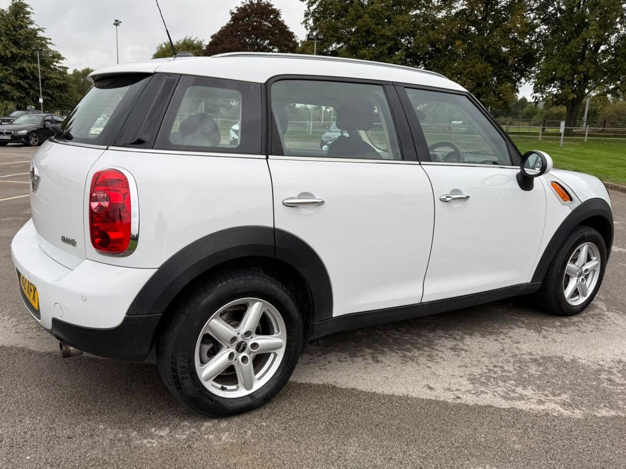 Mini Countryman view 38