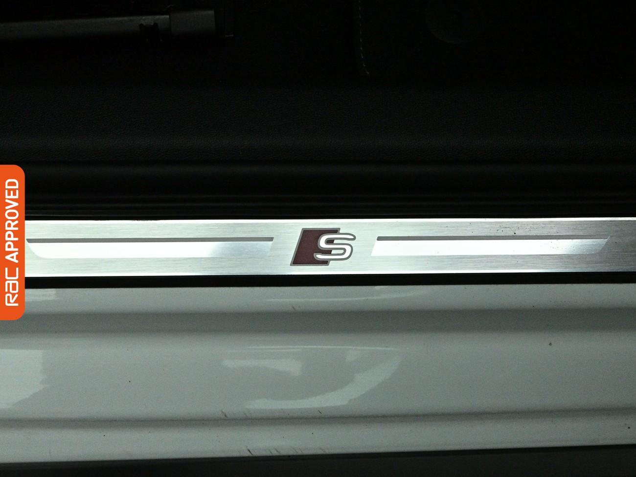 Audi A3 view 26