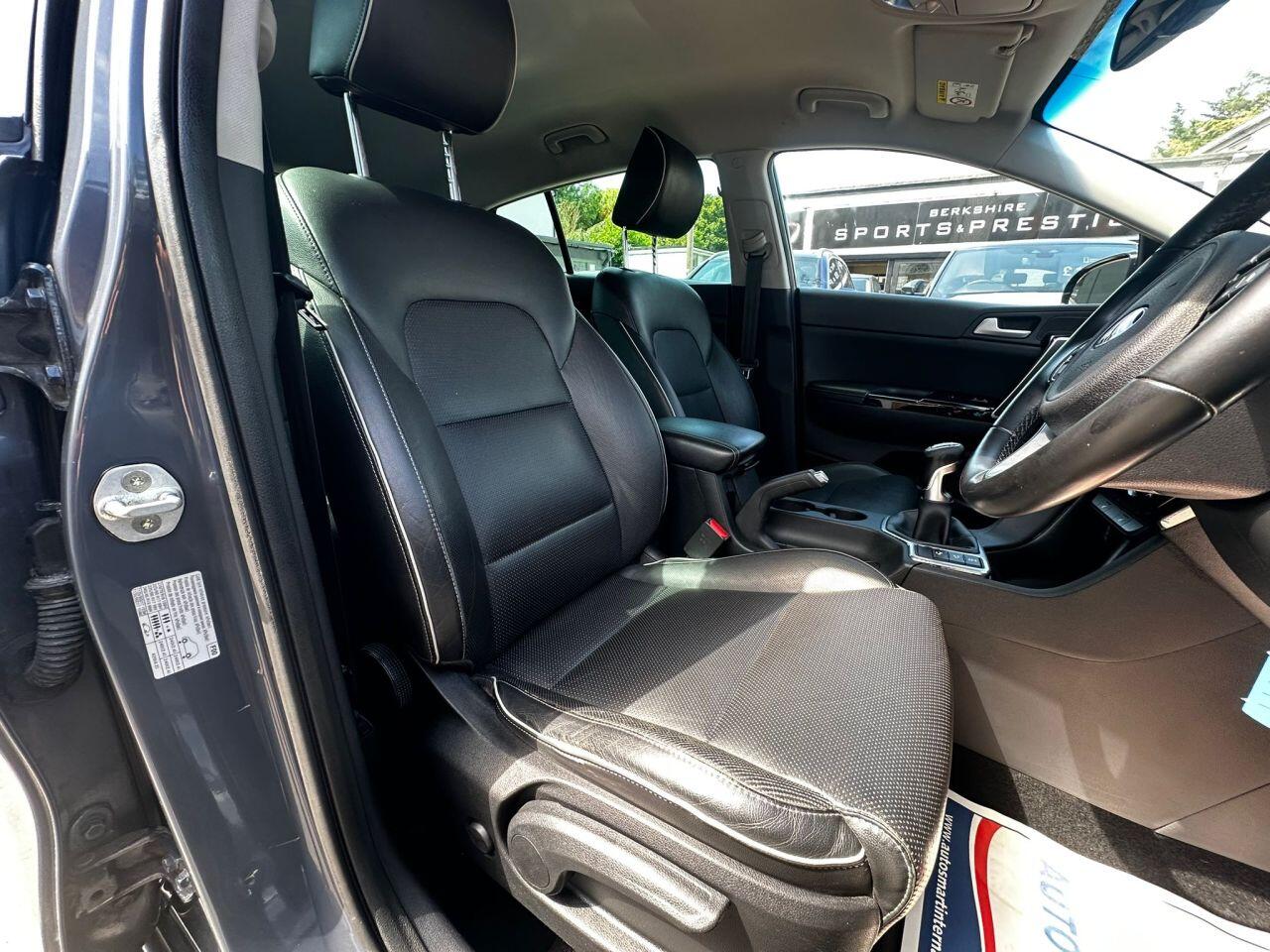 Kia Sportage view 8