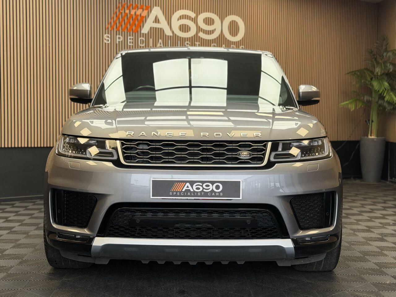 Land Rover Range Rover Sport view 2