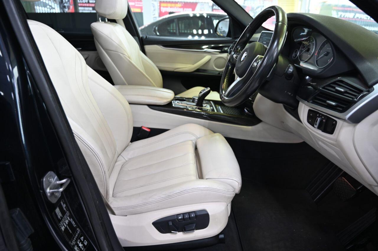 BMW X5 view 20