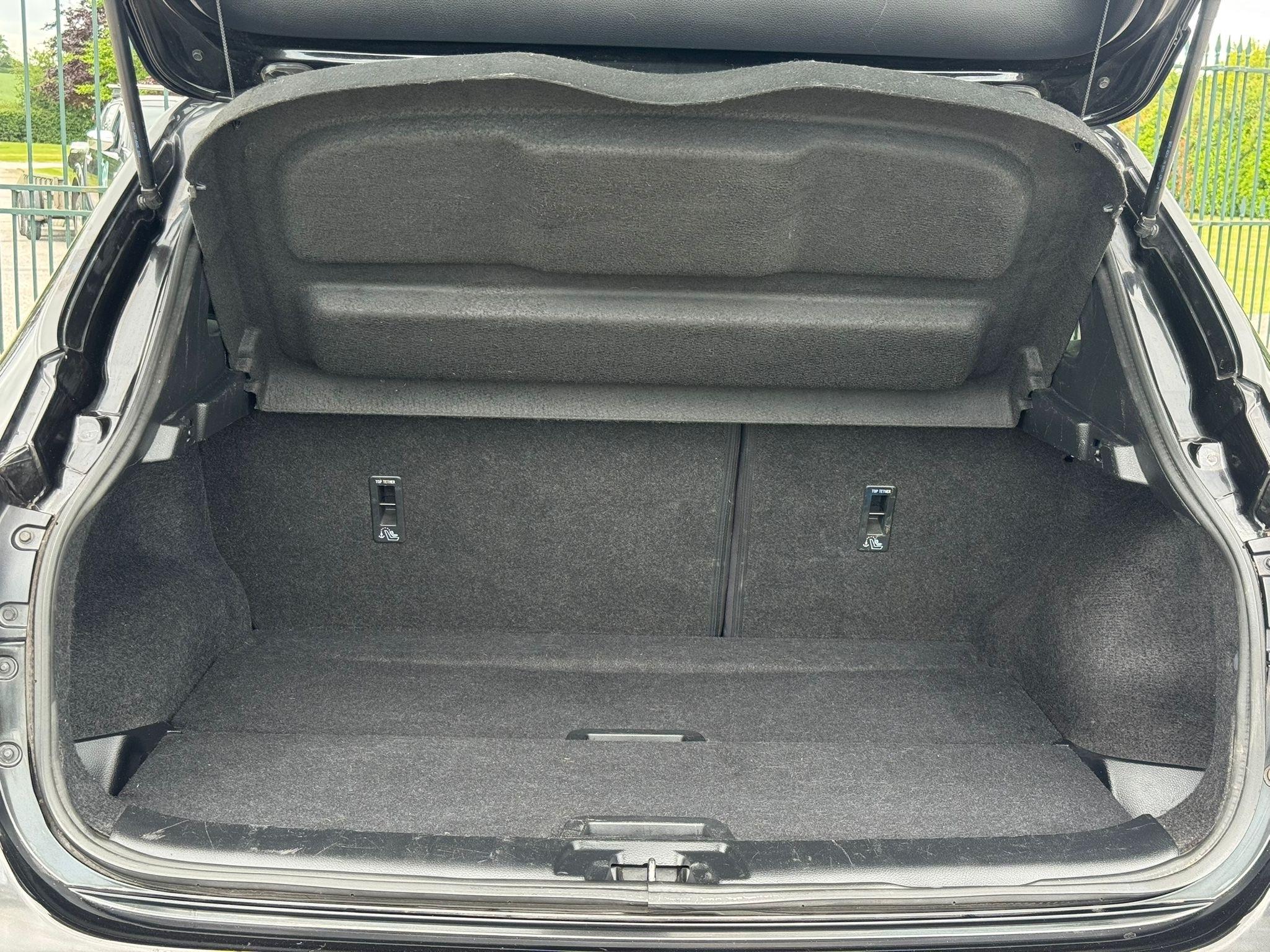 2015 Nissan Qashqai image 31