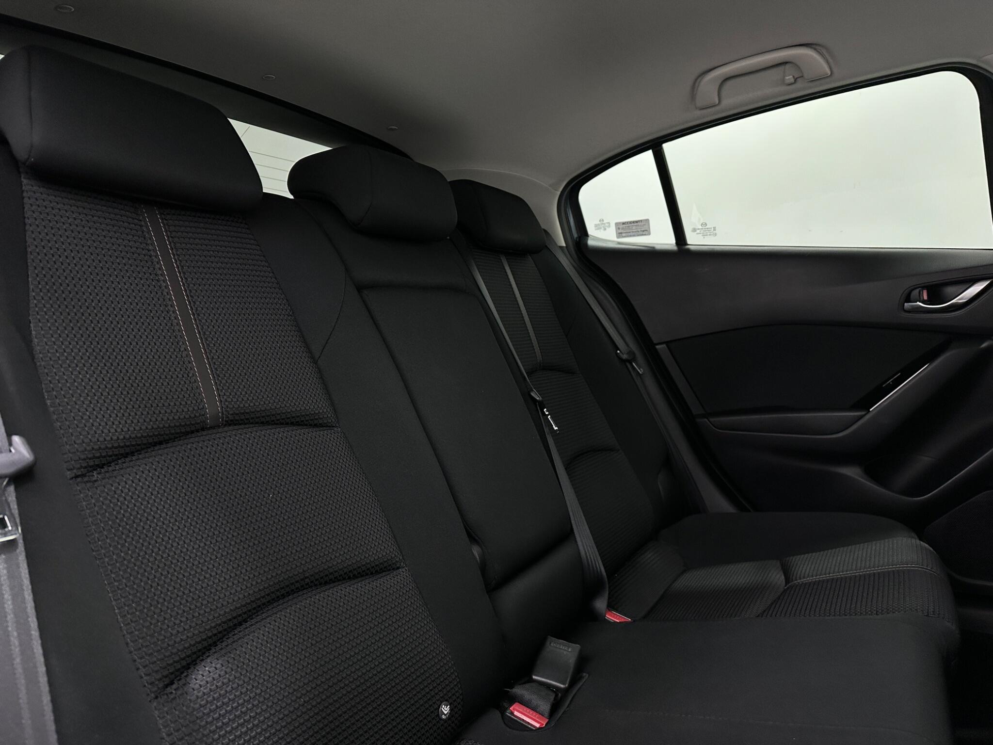 Mazda Mazda3 view 42