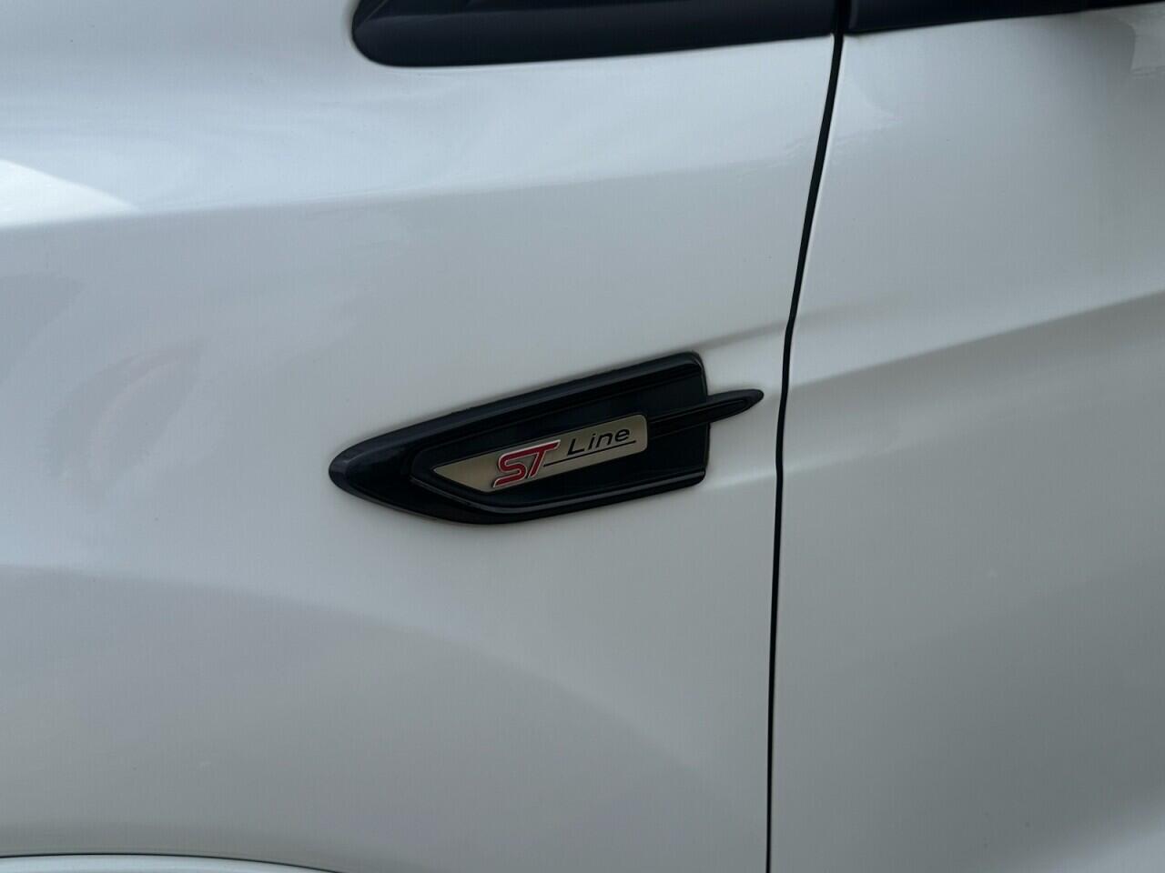 Ford Kuga view 14