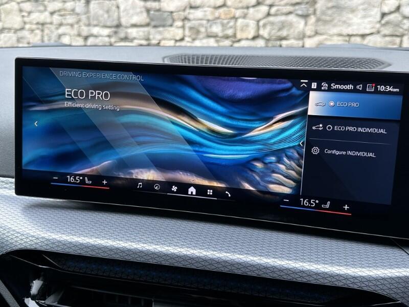 BMW i4 view 27