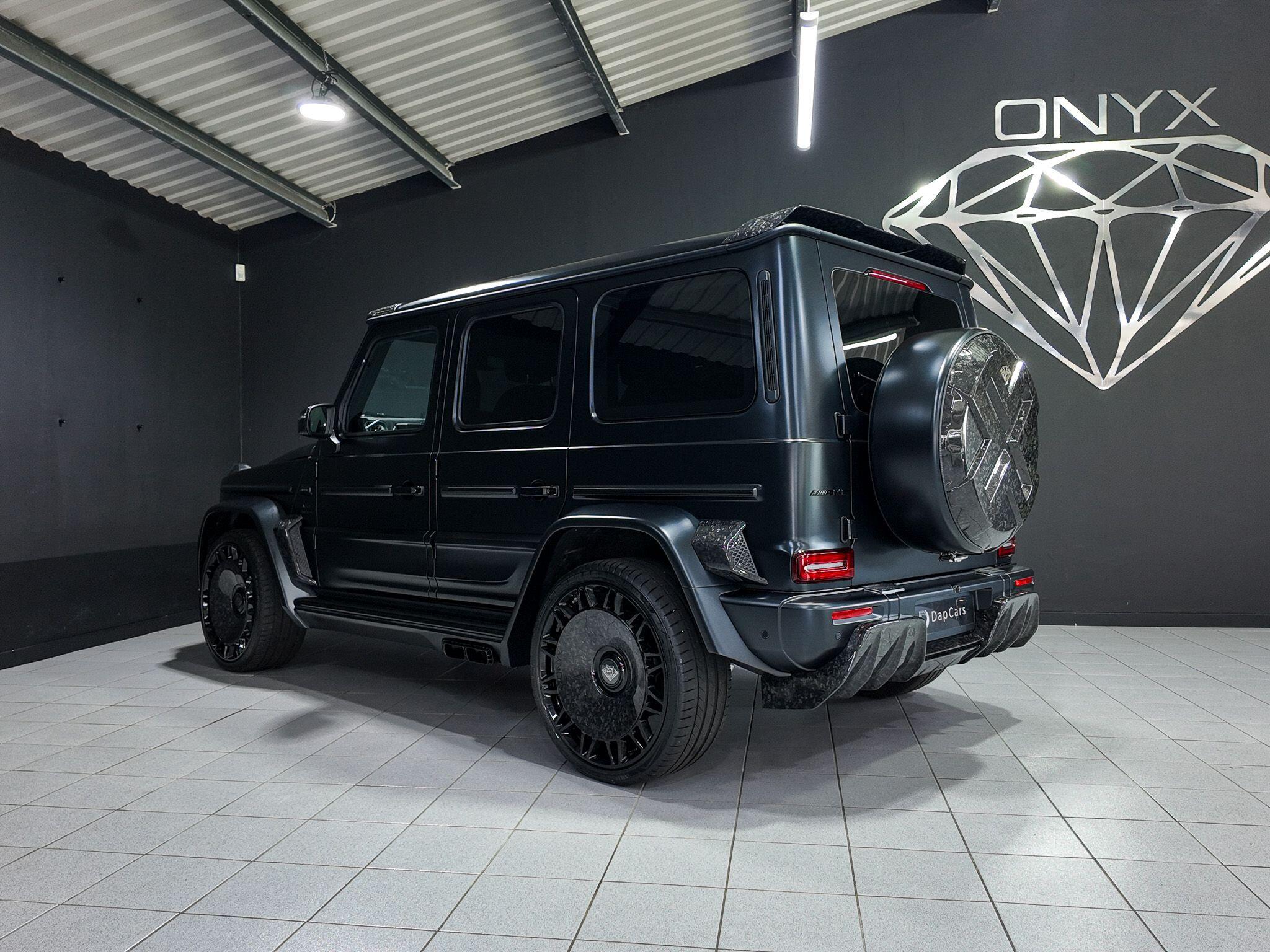 Mercedes-Benz G-Class view 22