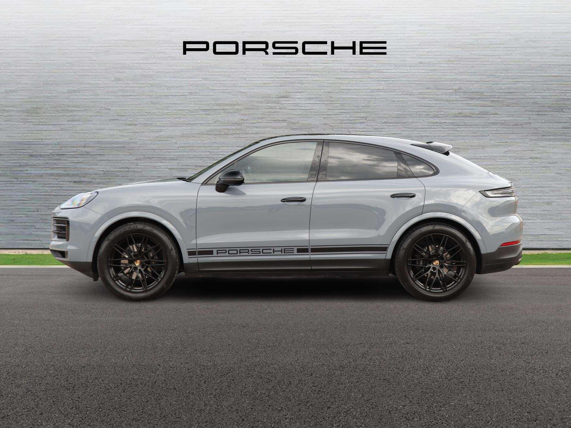 Porsche Cayenne view 6