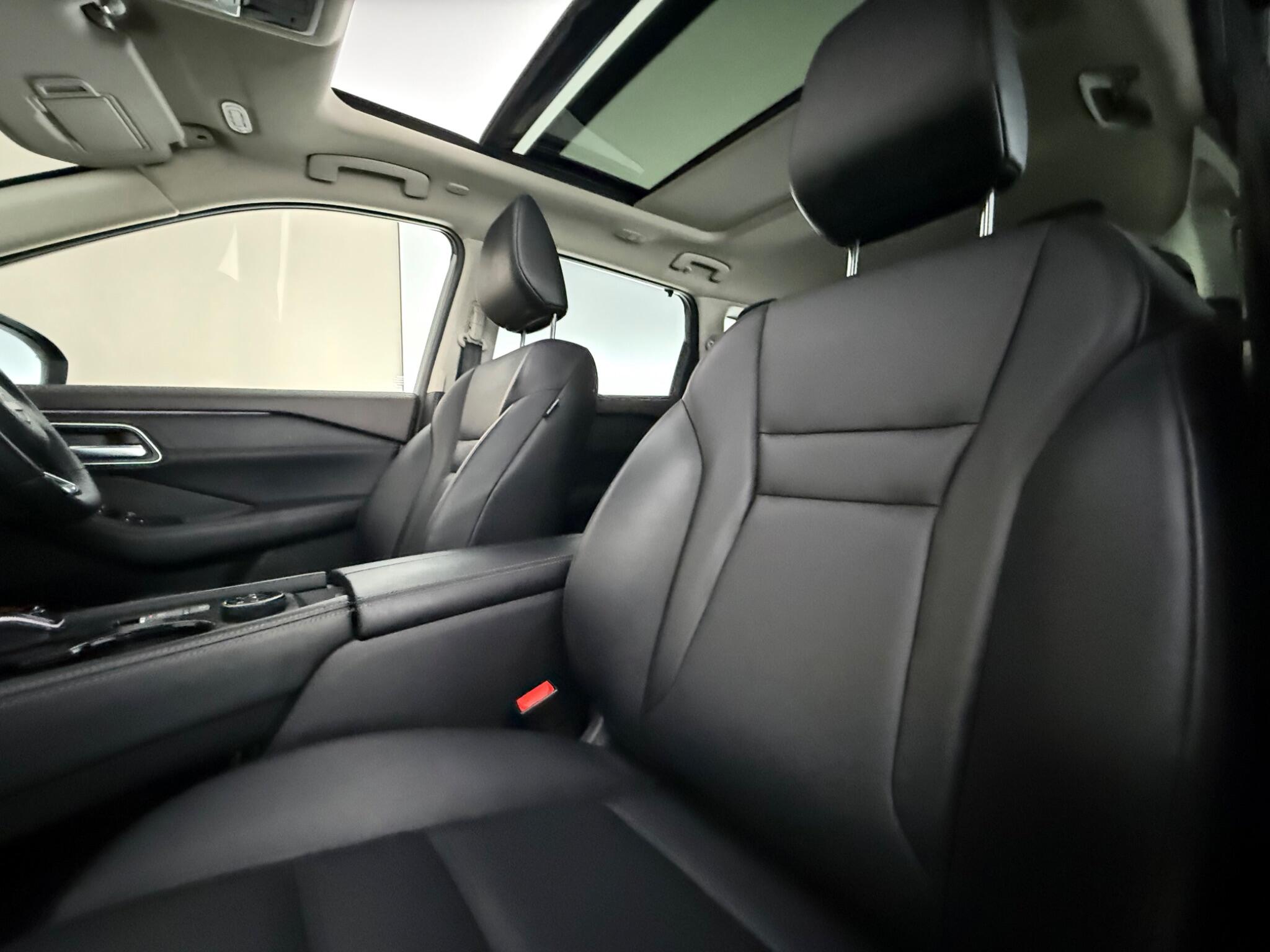 Nissan X-Trail view 32