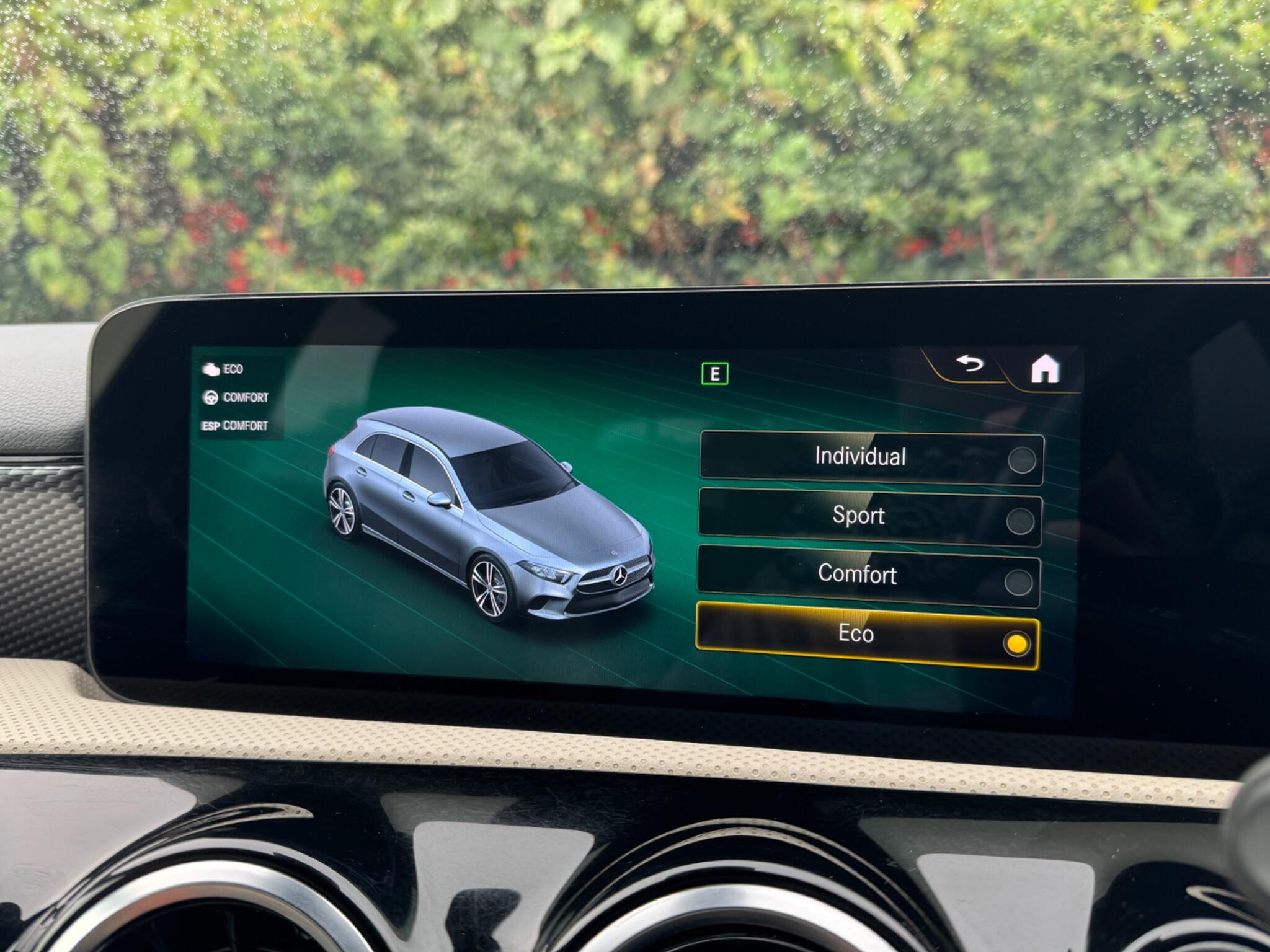 Mercedes-Benz A-Class view 26