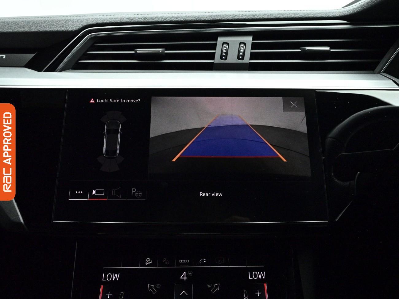 Audi E-Tron view 3