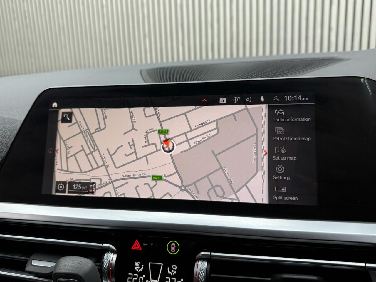 BMW 2 Series view 21