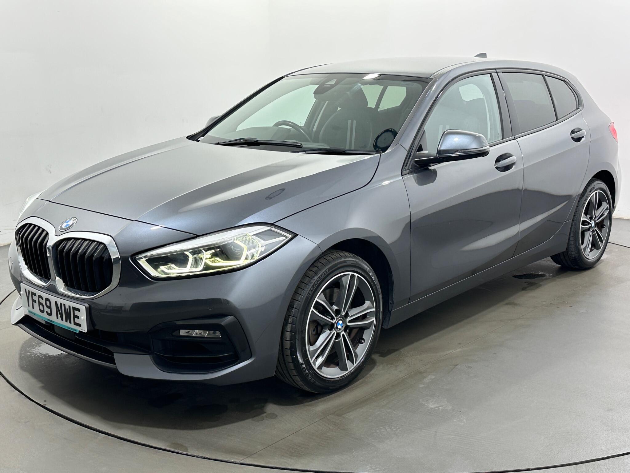 BMW 1 Series view 53