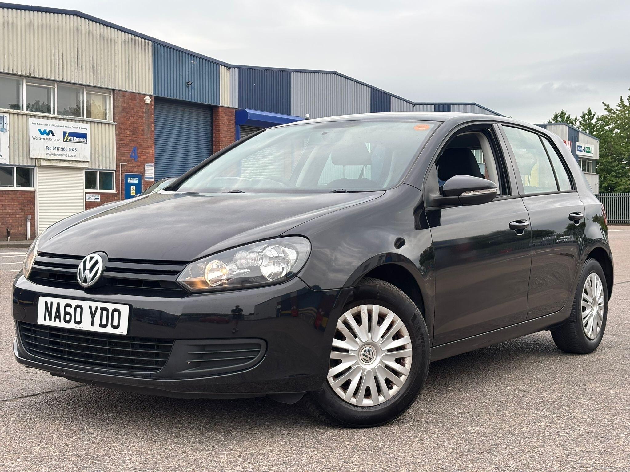 Volkswagen Golf view 3