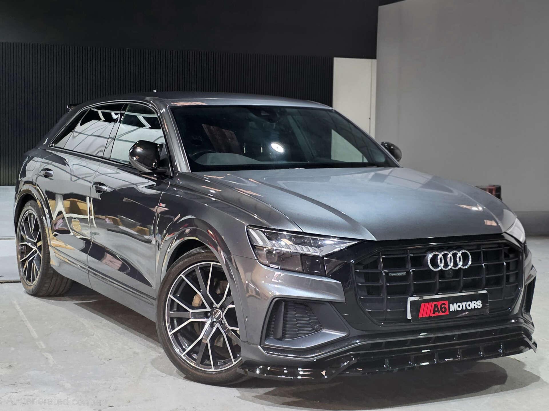 Audi Q8 view 4
