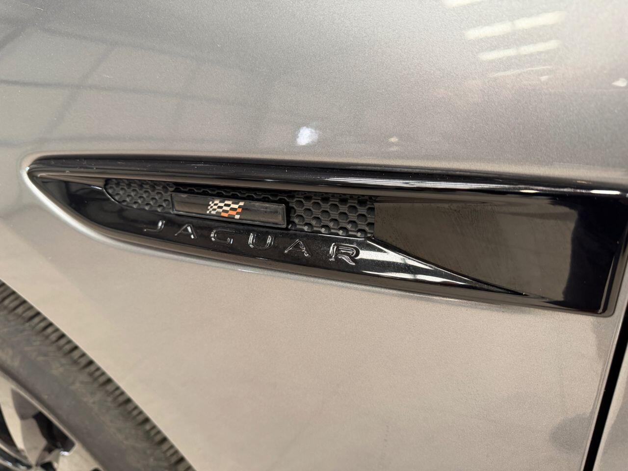 Jaguar F-Pace view 8