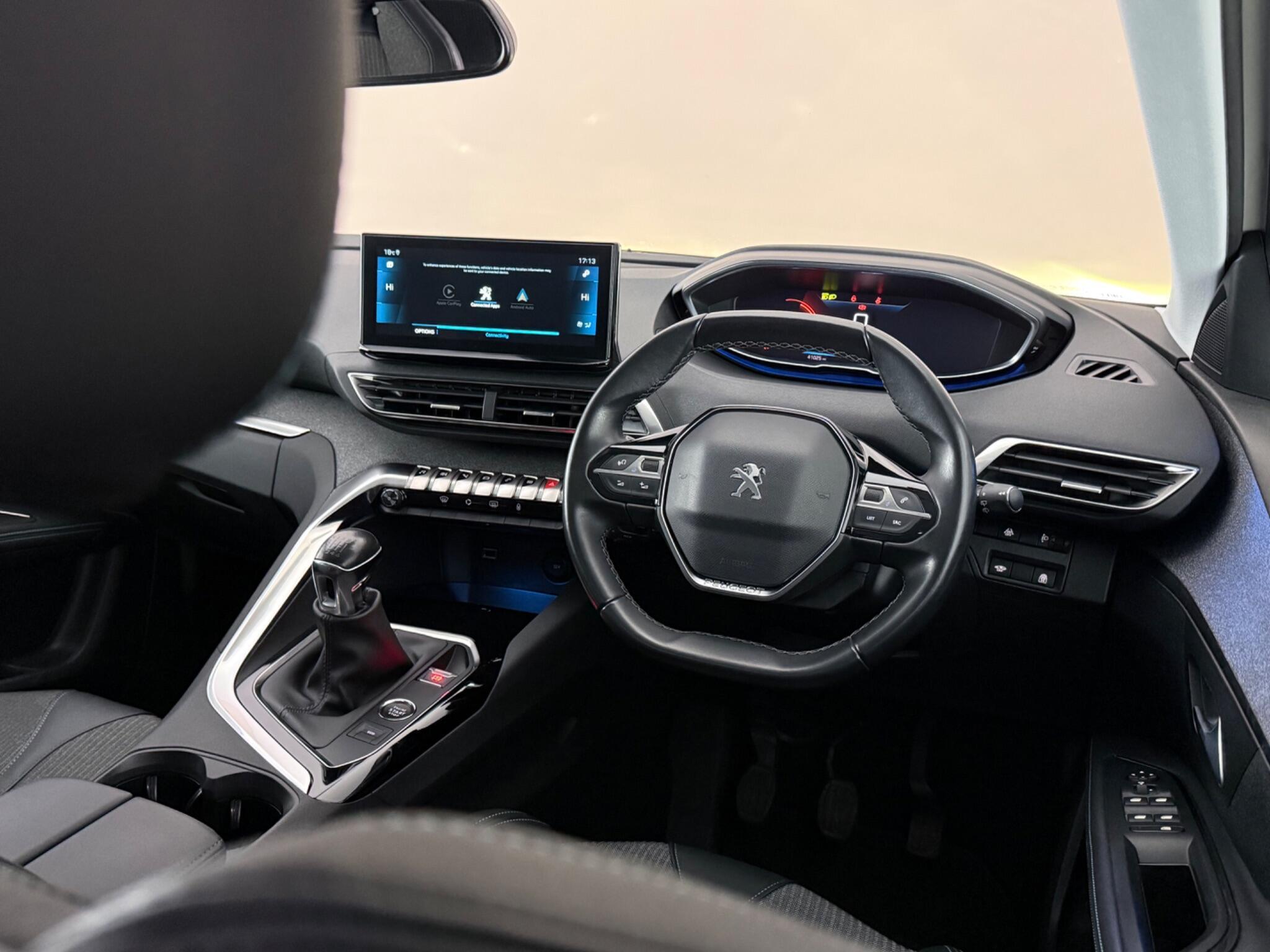 Peugeot 5008 view 13