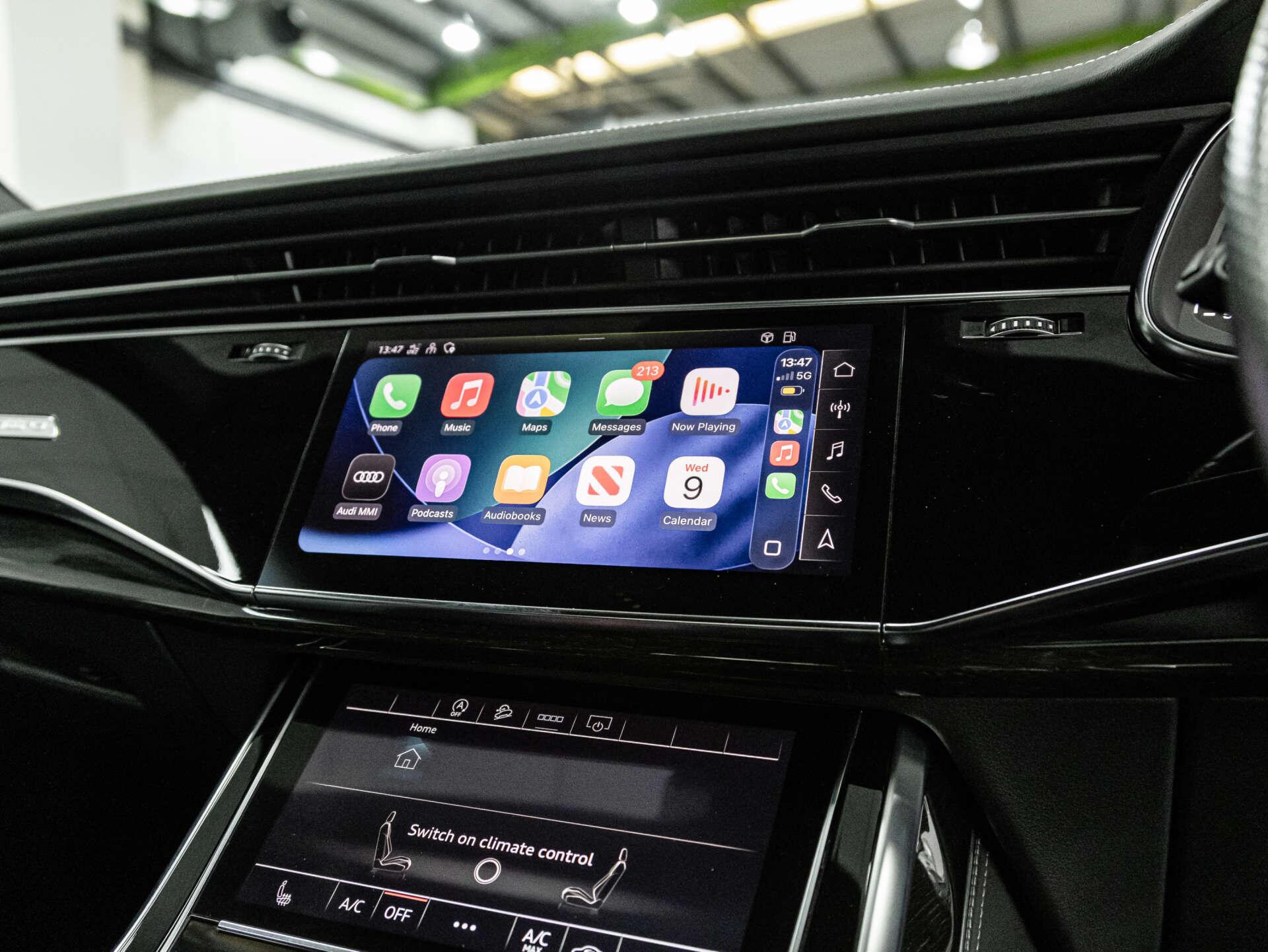 Audi SQ8 view 54