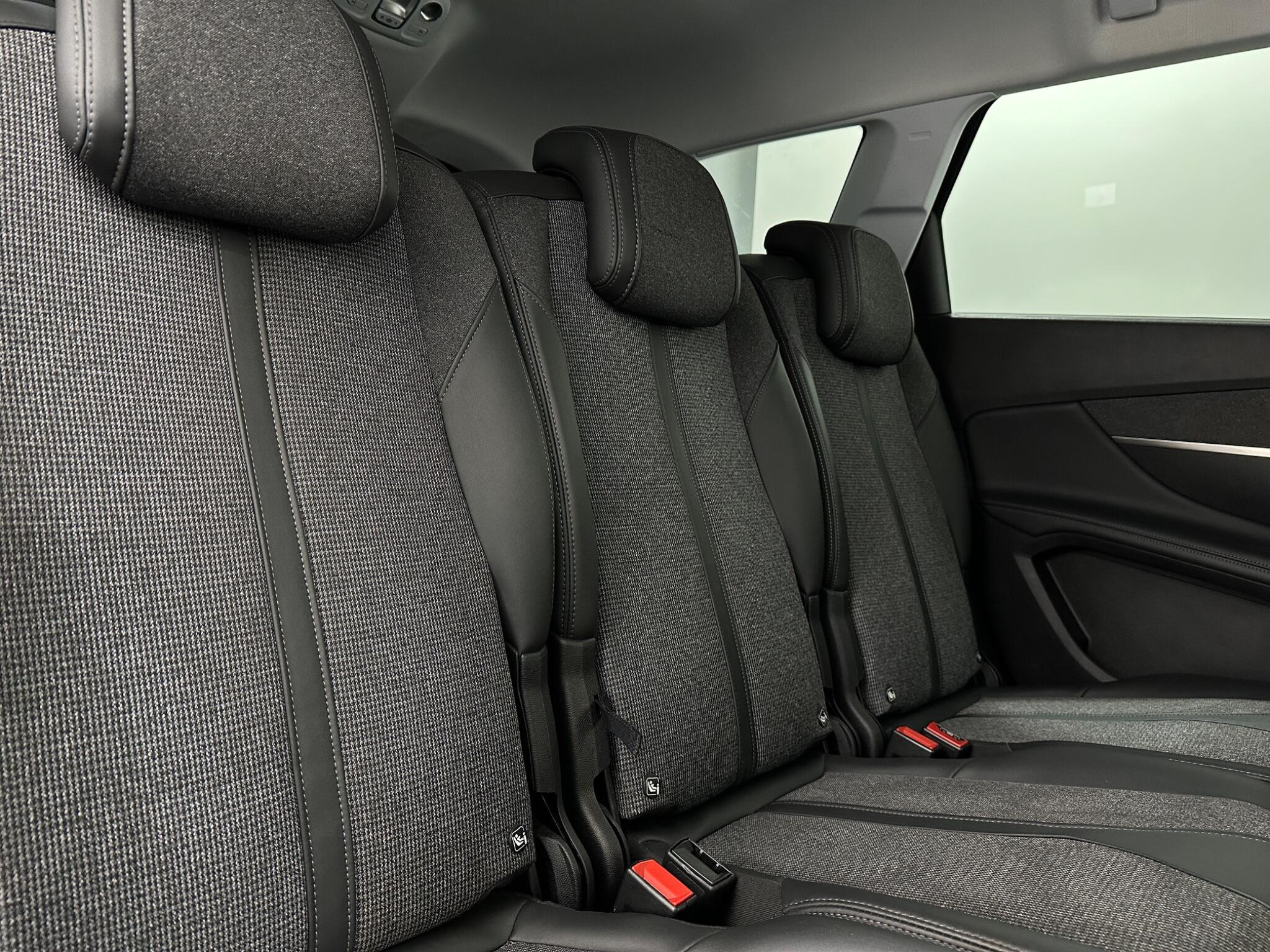 Peugeot 5008 view 40