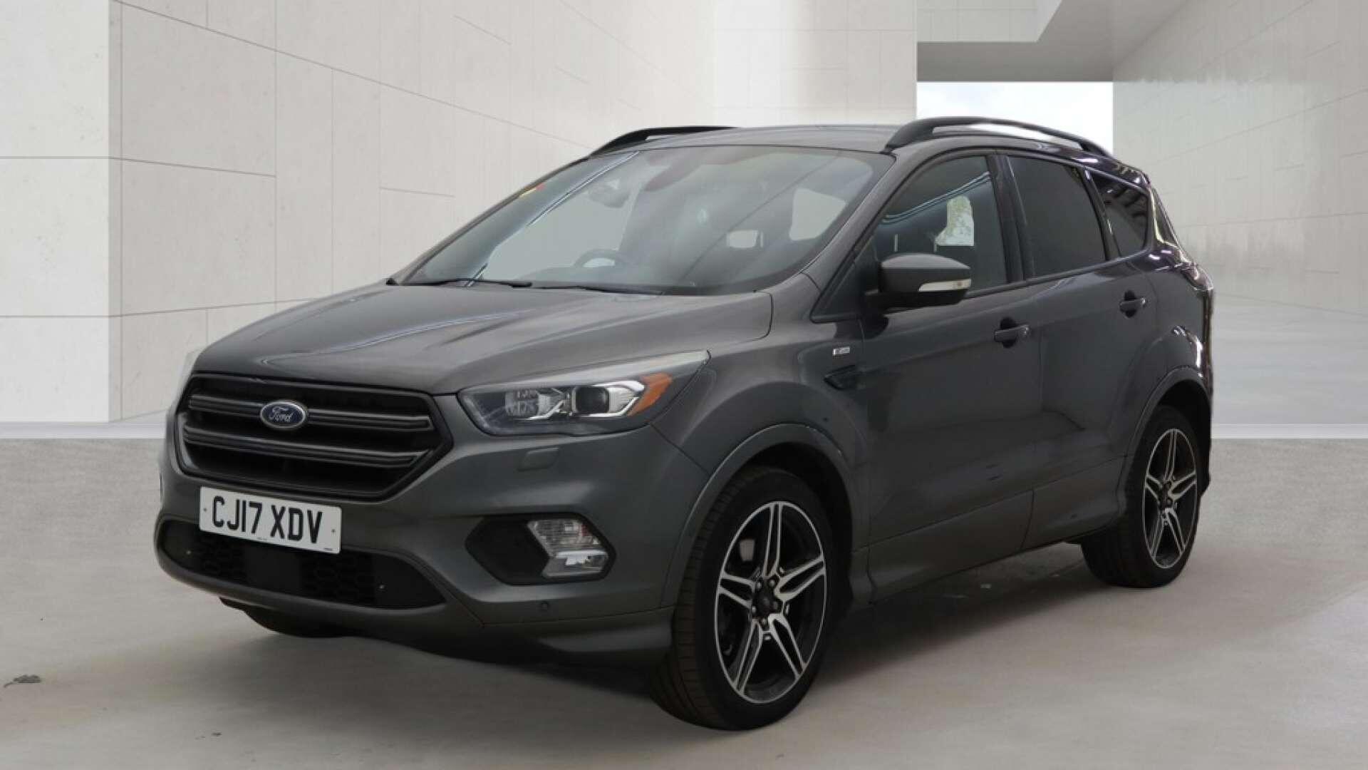 Ford Kuga view 3
