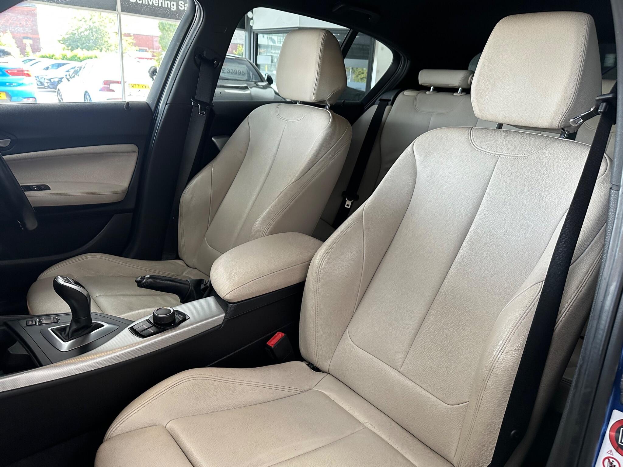 BMW 1 Series view 36