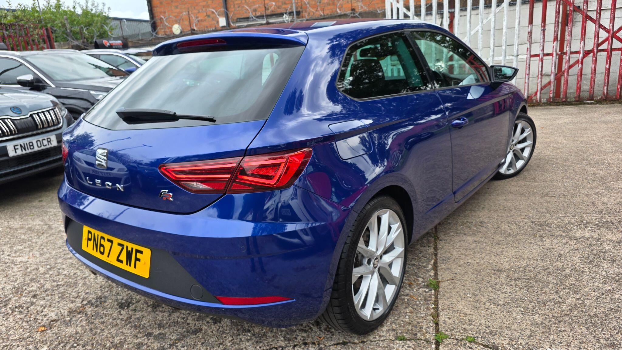 Seat Leon Leon view 5