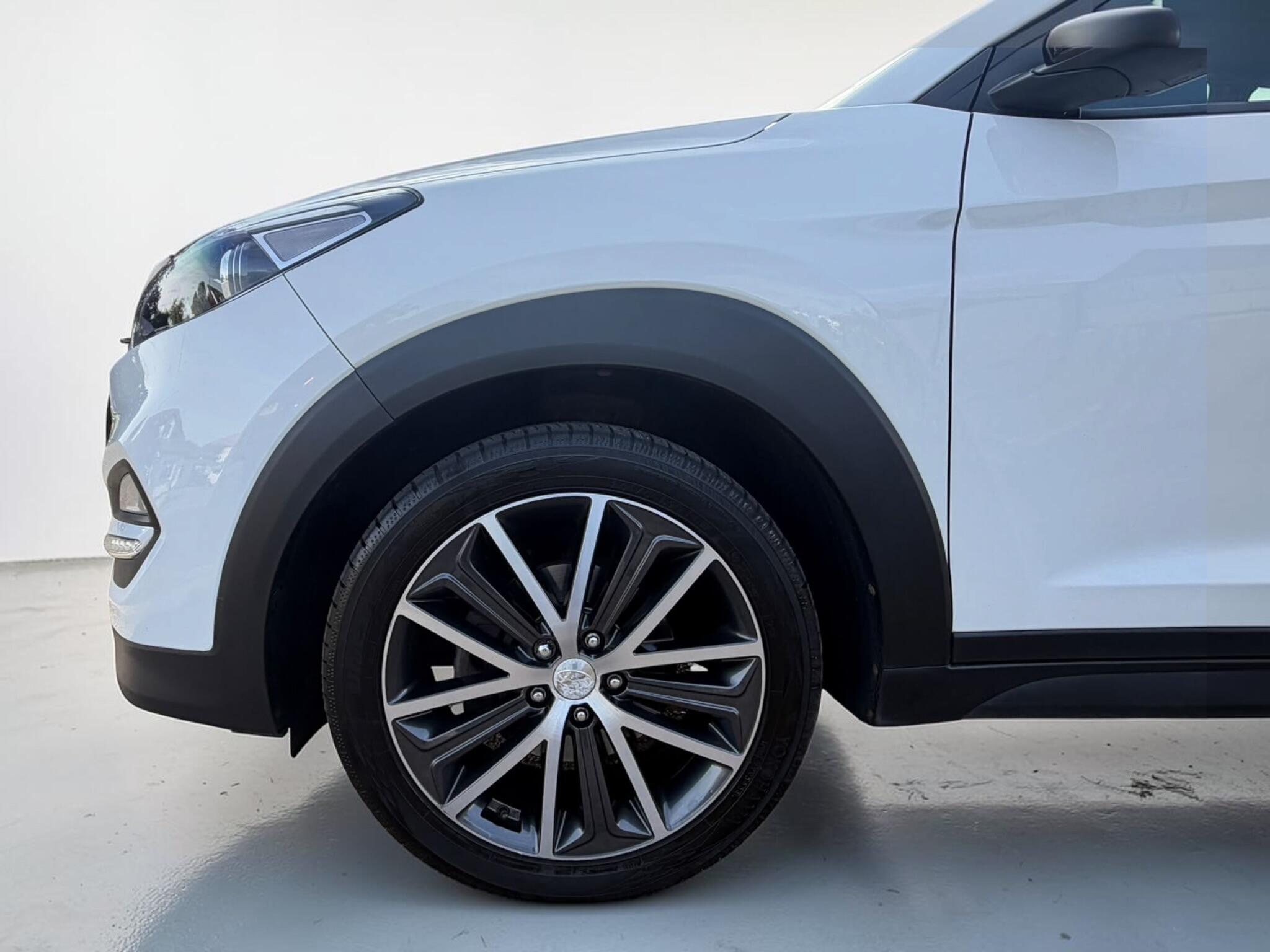 Hyundai Tucson view 39