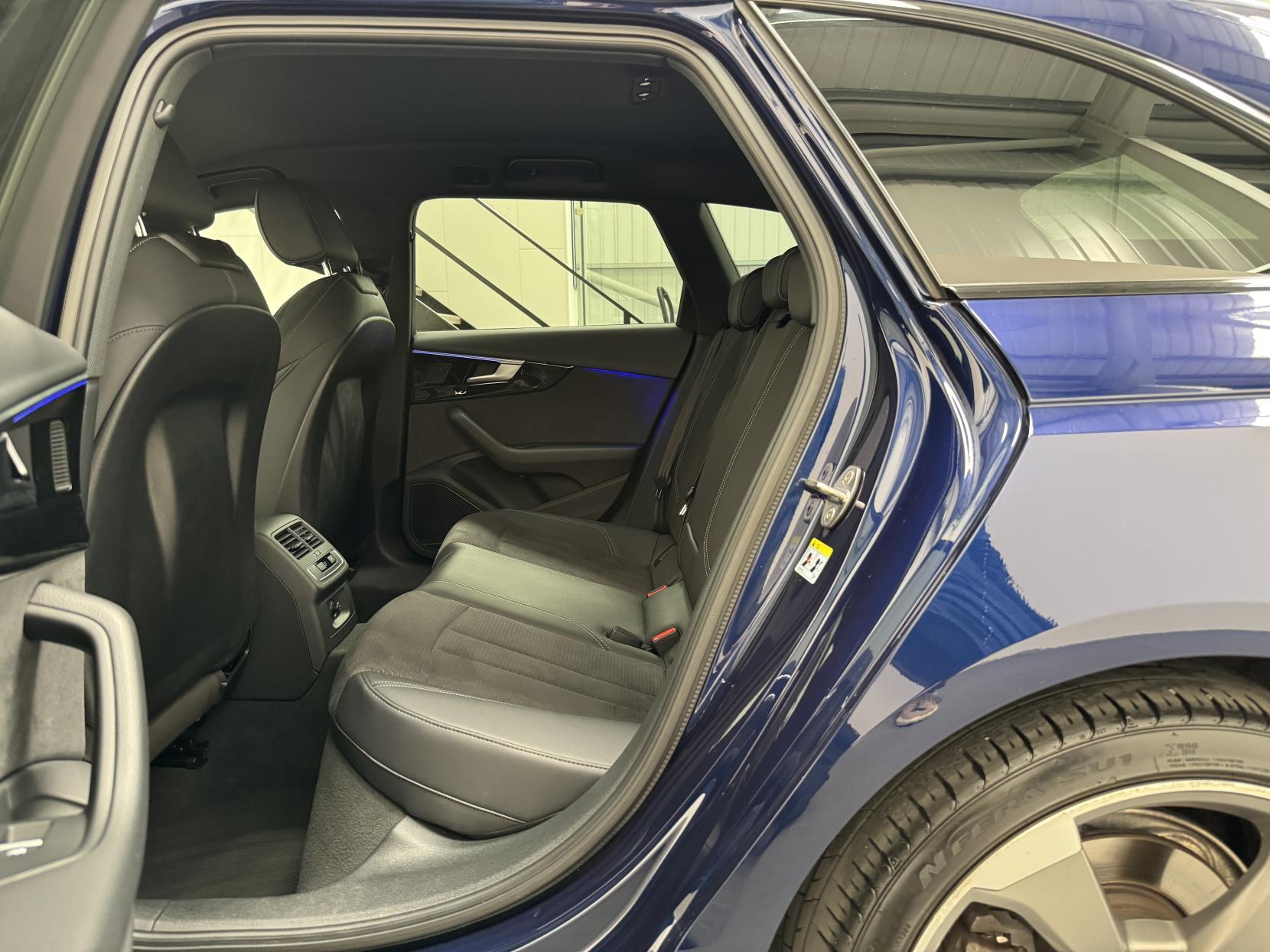 Audi A4 Avant view 49