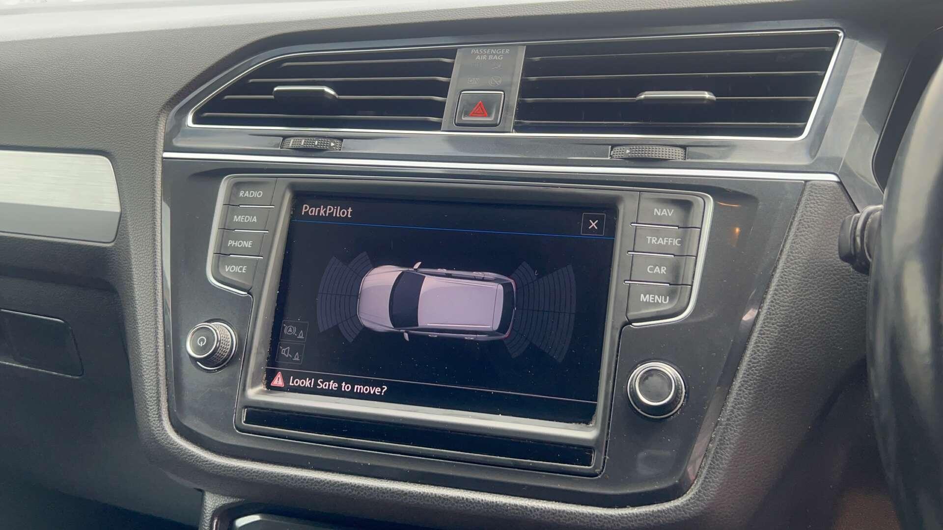 Volkswagen Tiguan view 29