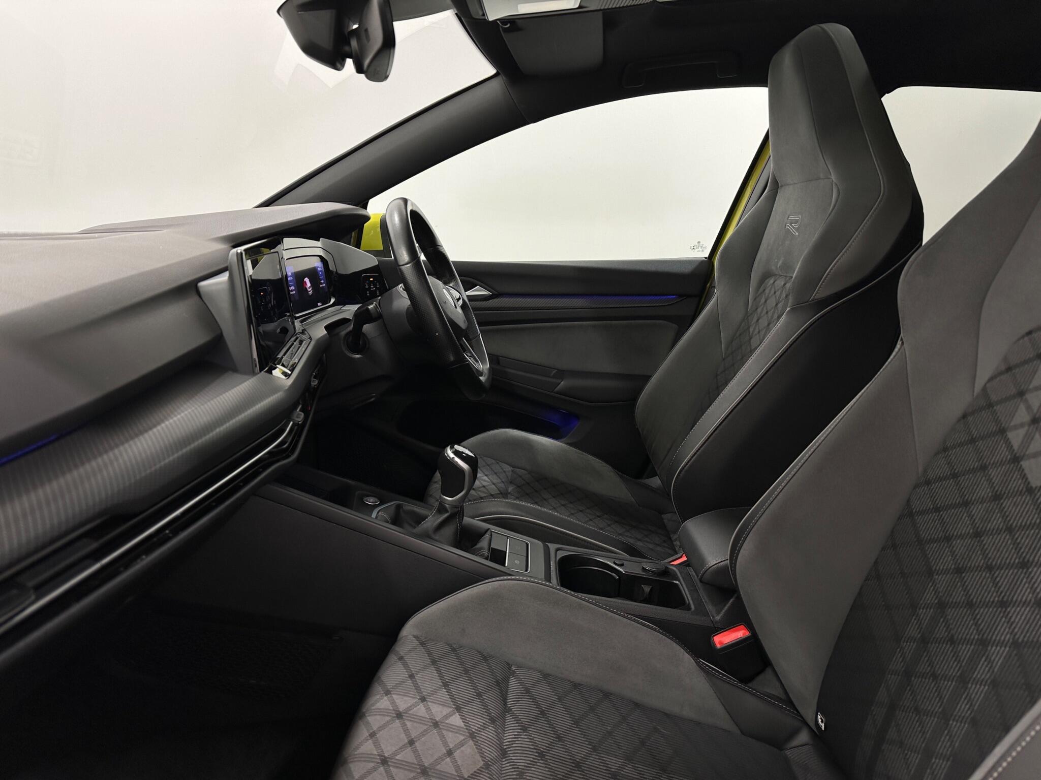 Volkswagen Golf view 35