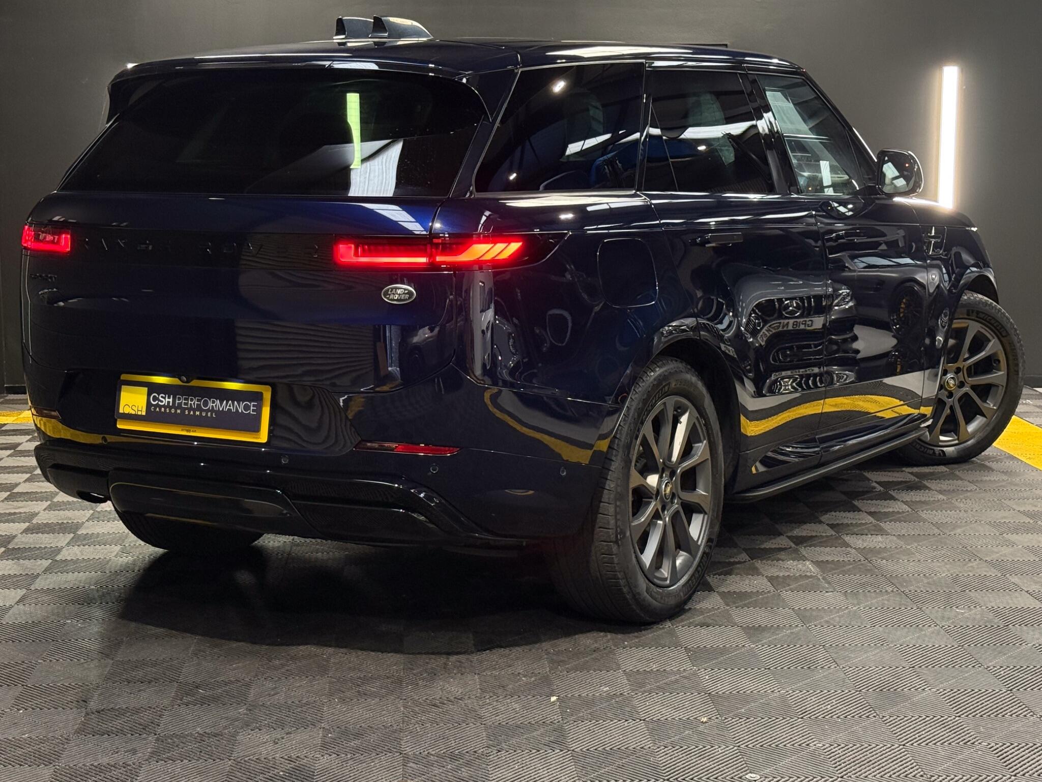 Land Rover Range Rover Sport view 5