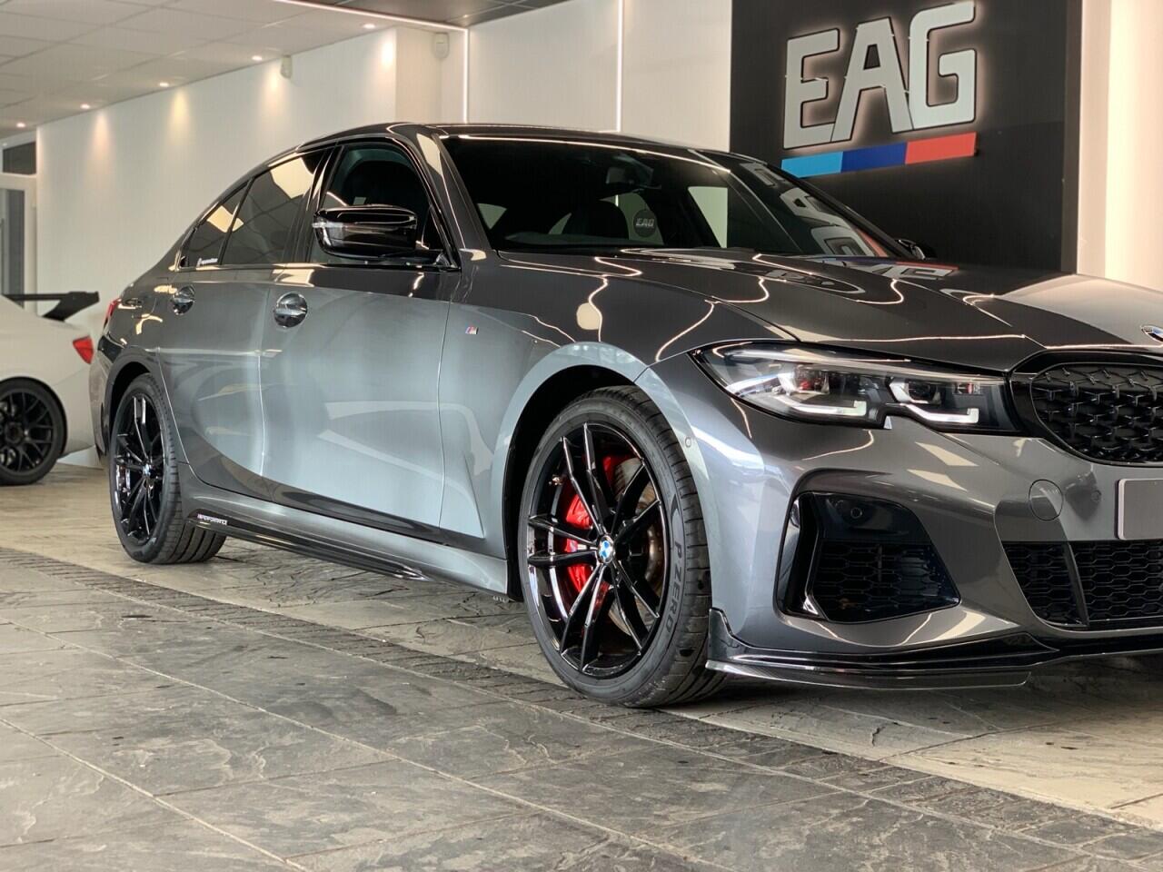 BMW 3 Series view 6