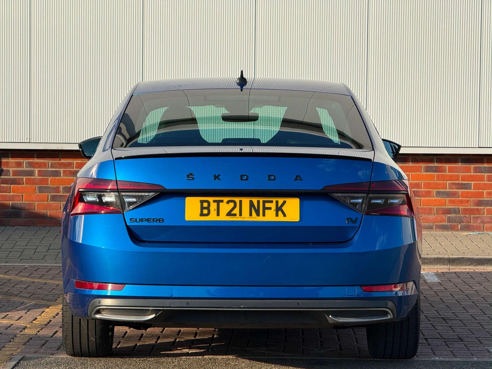 Skoda Superb view 10