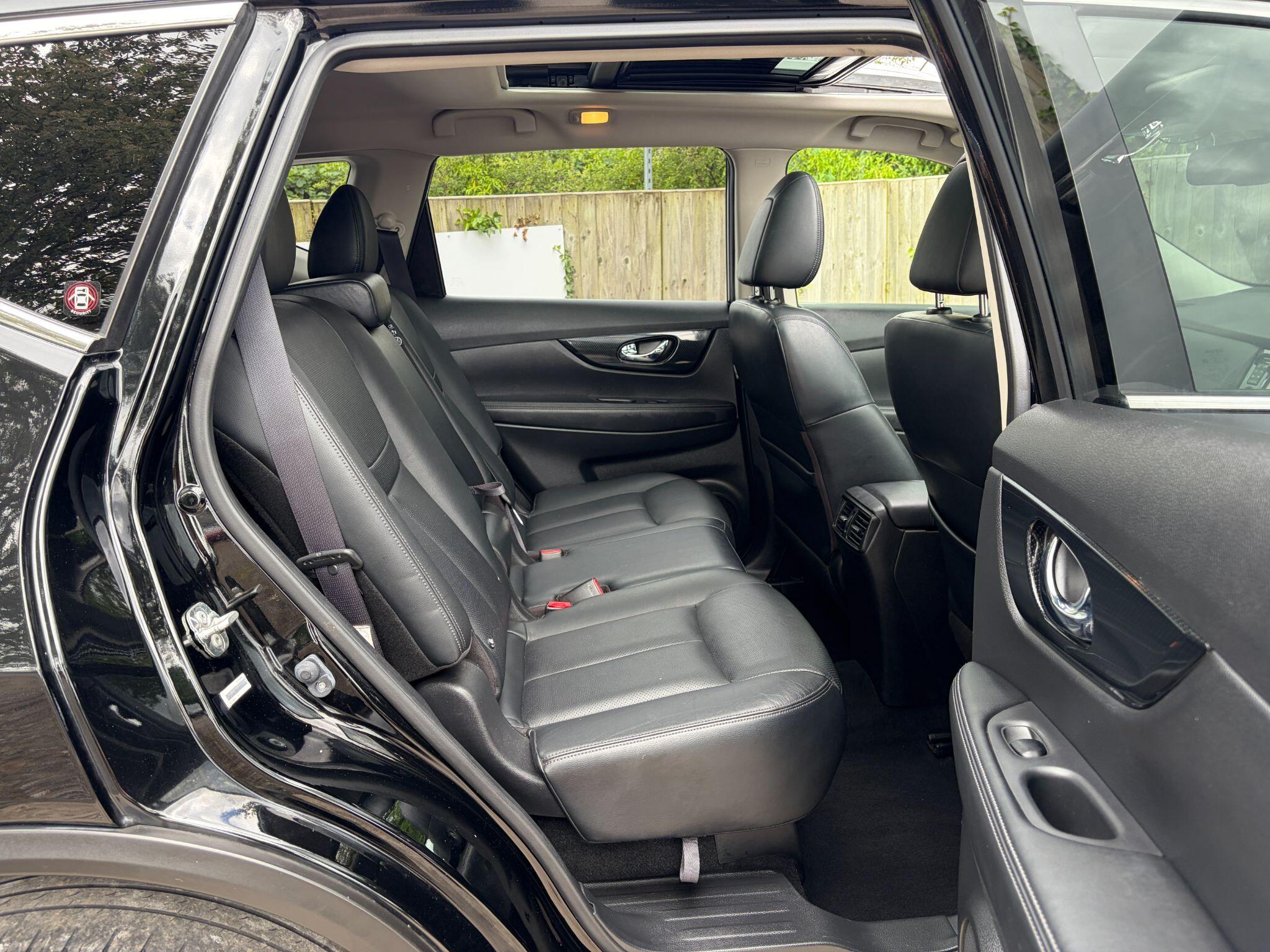 Nissan X-Trail view 11
