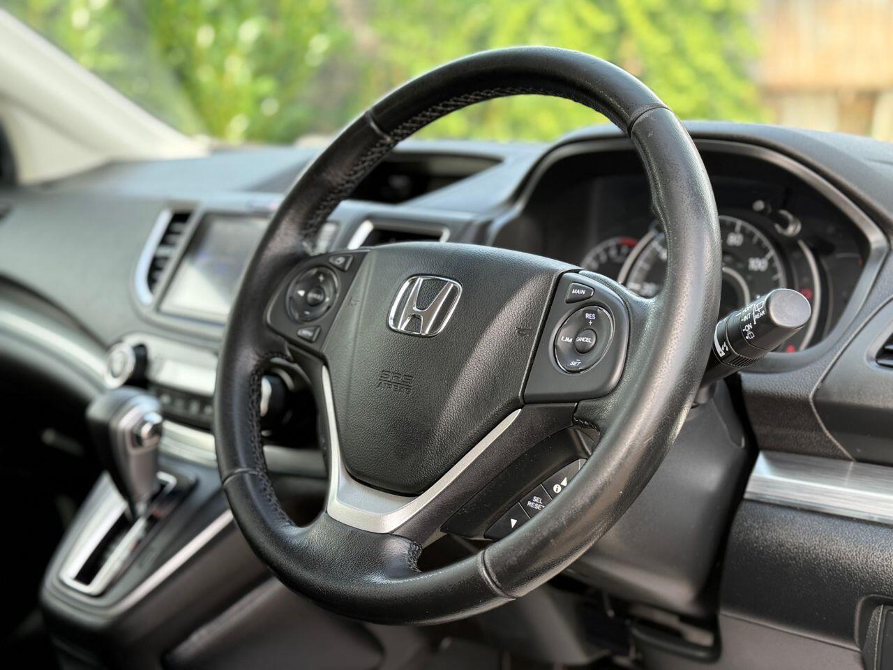 Honda CR-V view 9