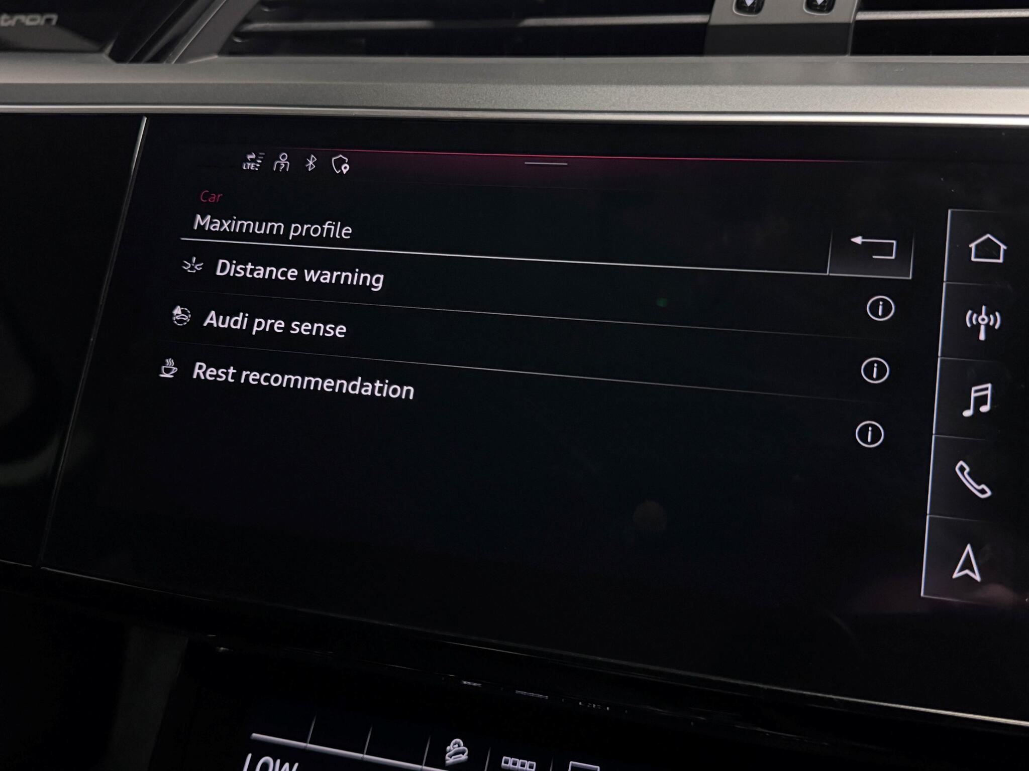Audi E-Tron view 48