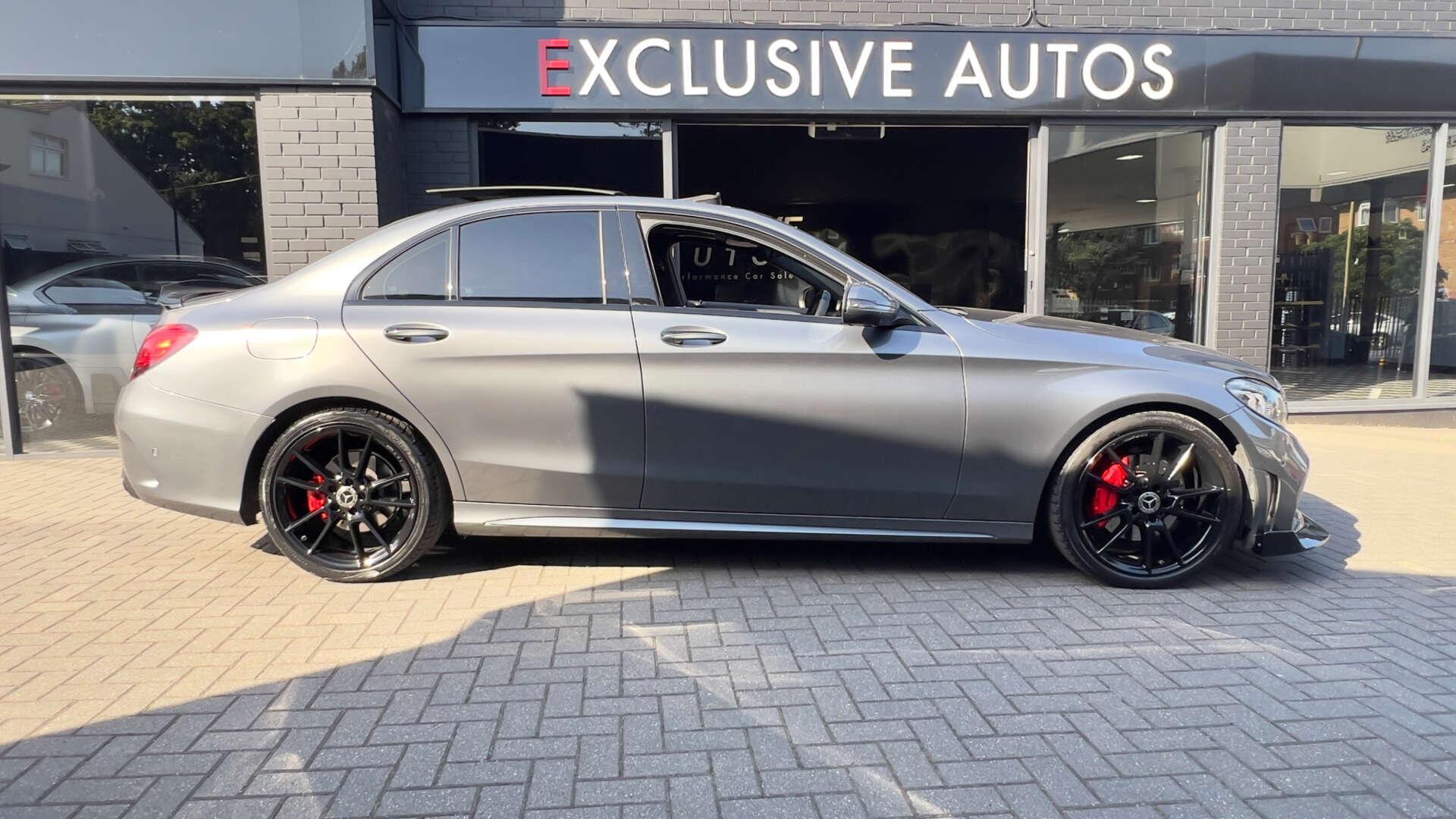 Mercedes-Benz C Class view 11