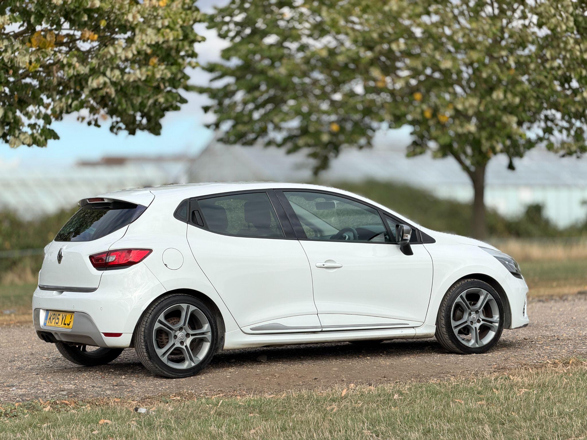 Renault Clio view 6