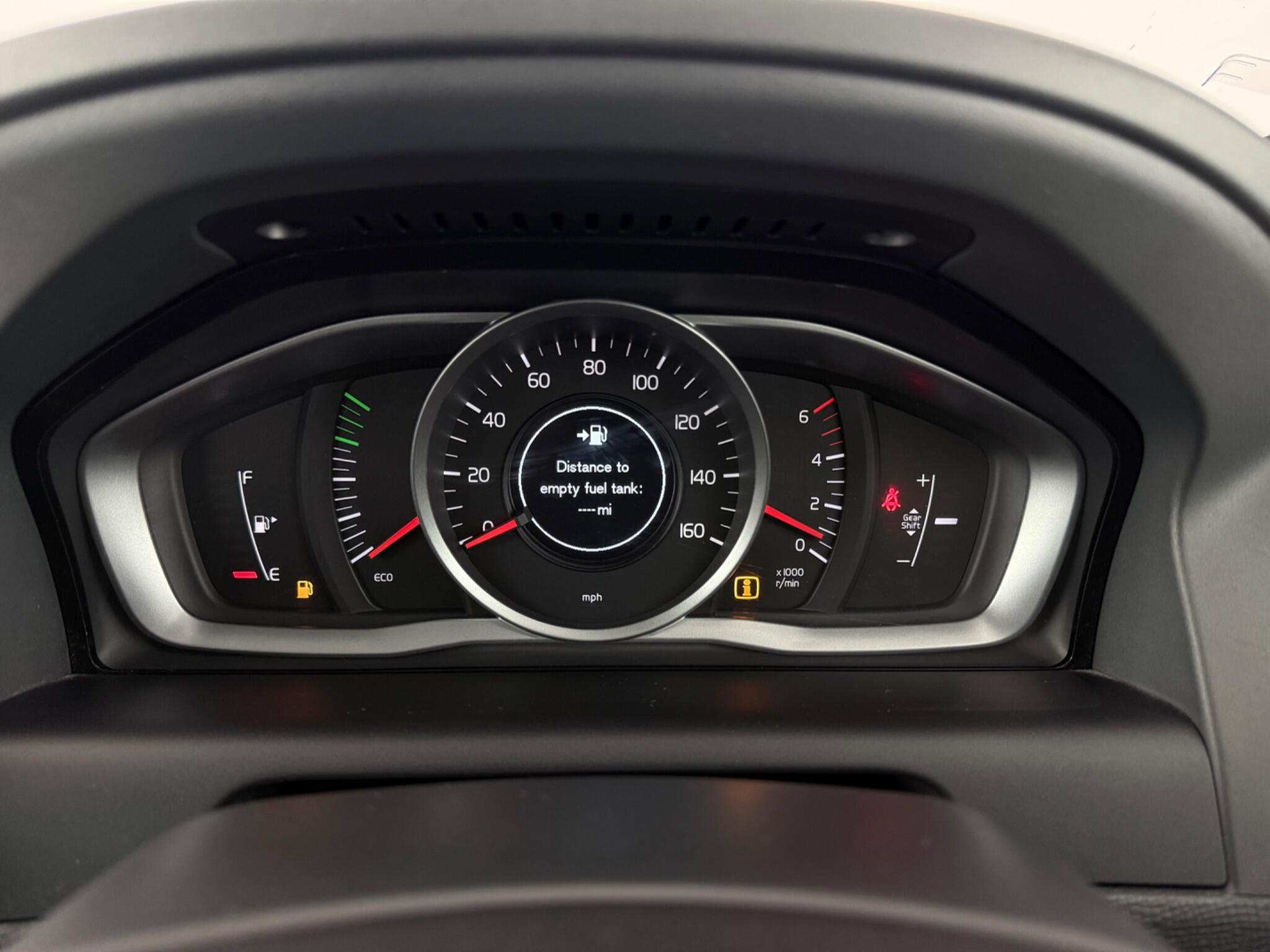 Volvo XC60 view 15