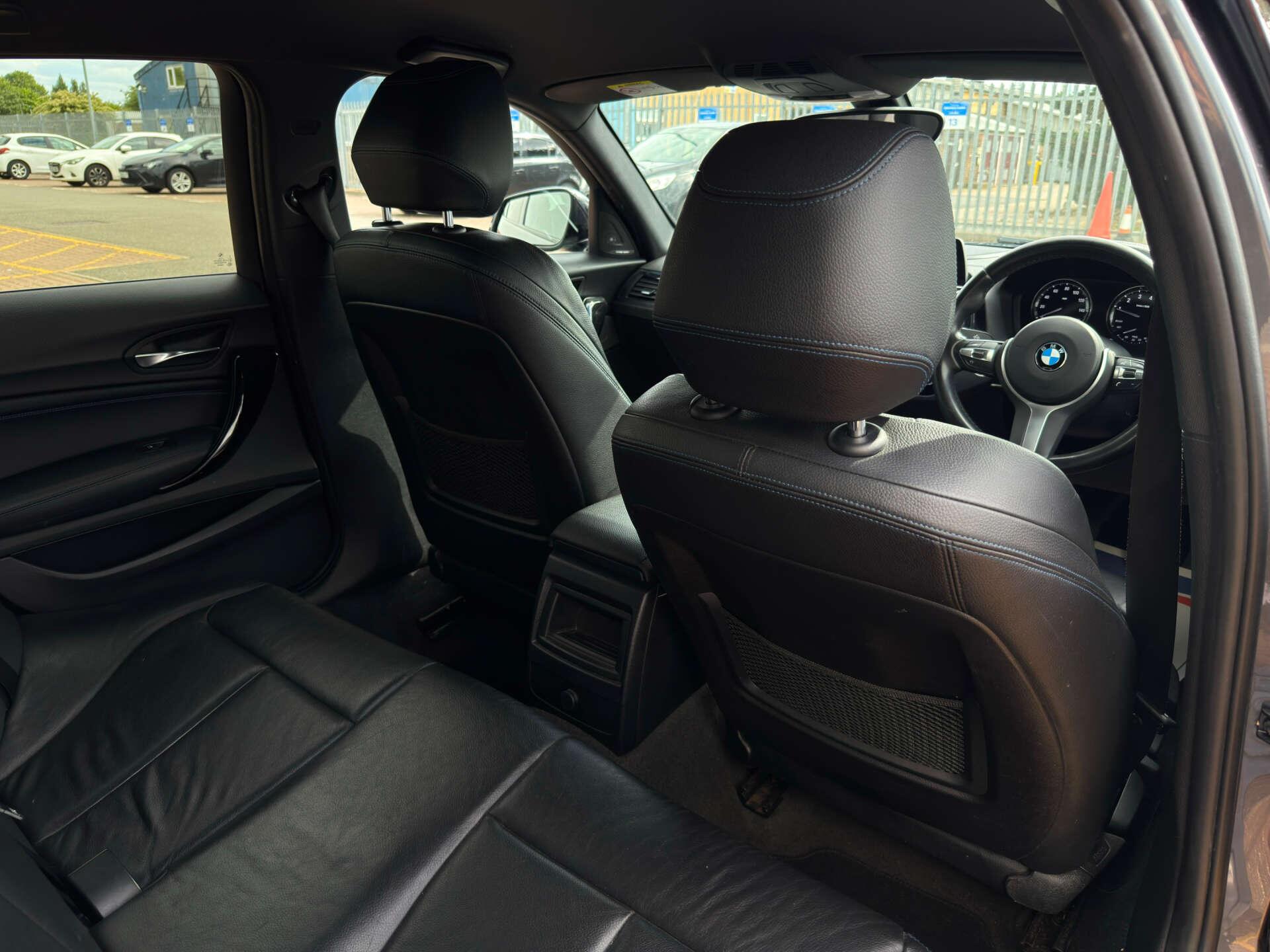BMW 1 Series view 30