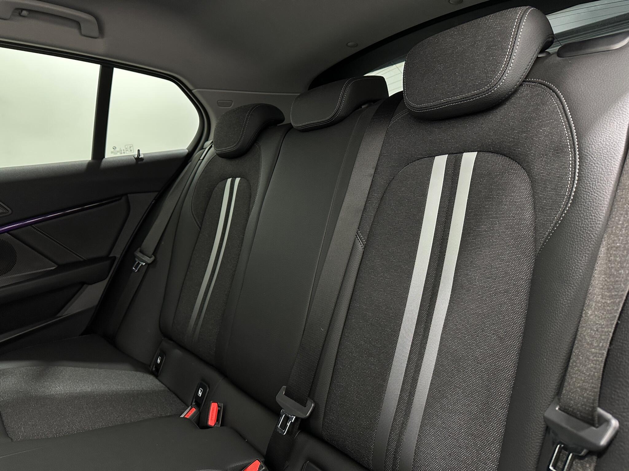 BMW 1 Series view 39