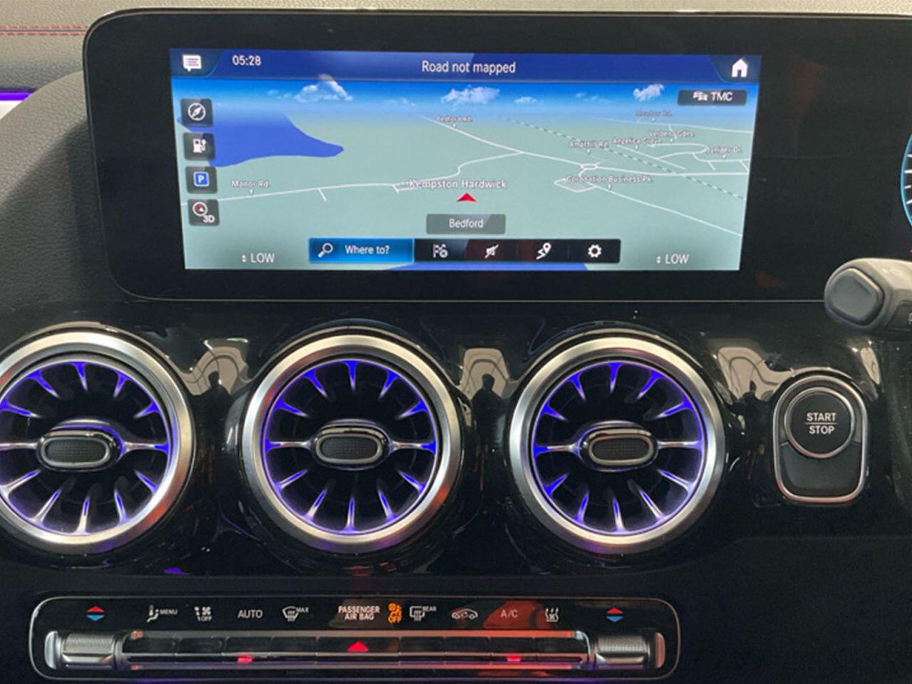 Mercedes-Benz Eqa view 10
