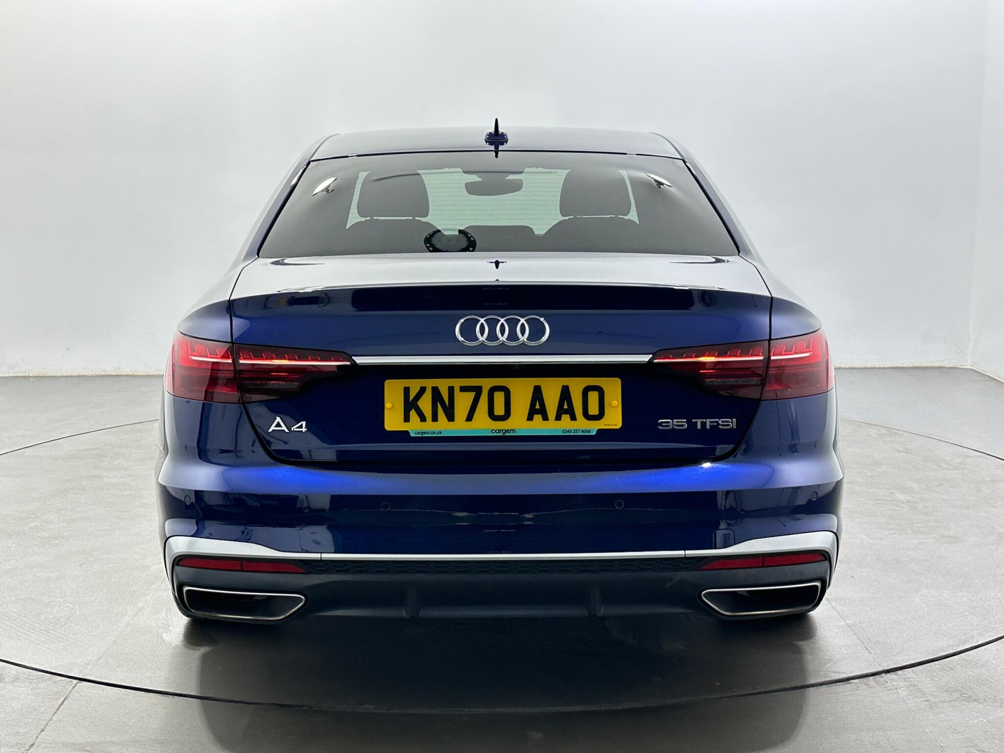 Audi A4 view 7