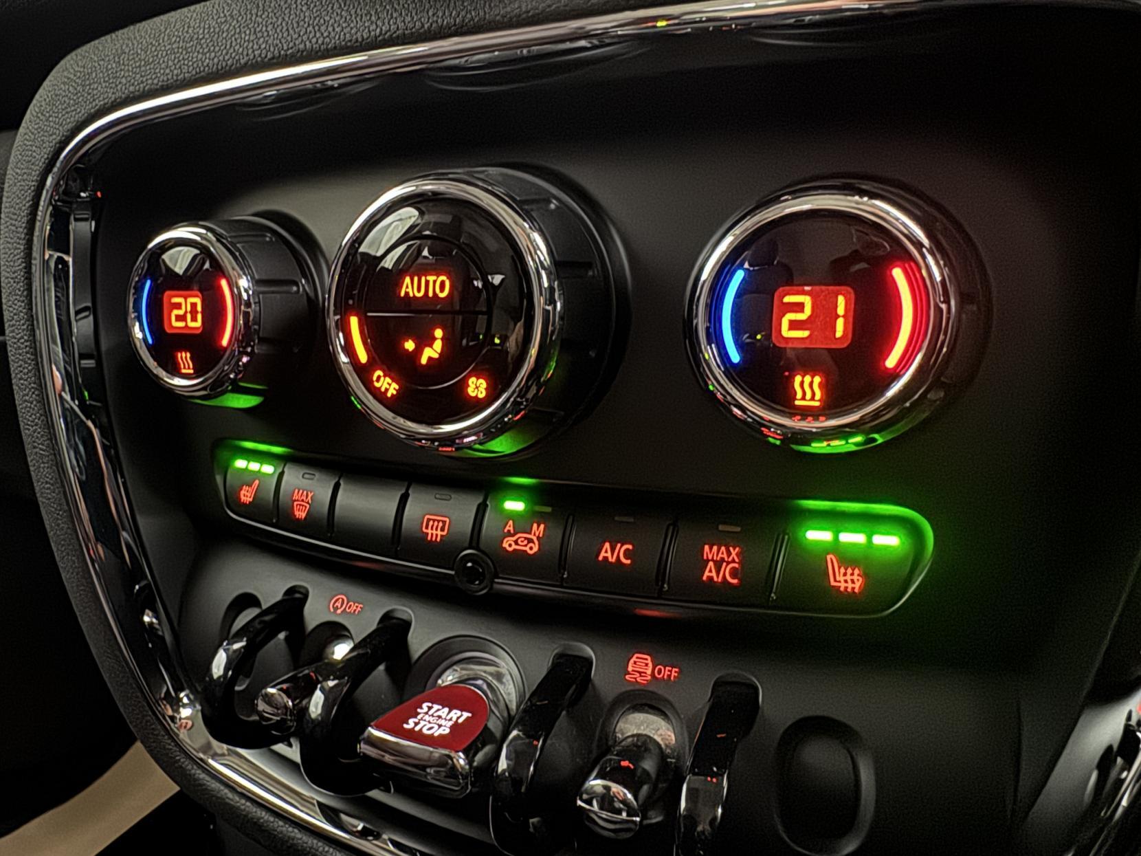 MINI Clubman view 73