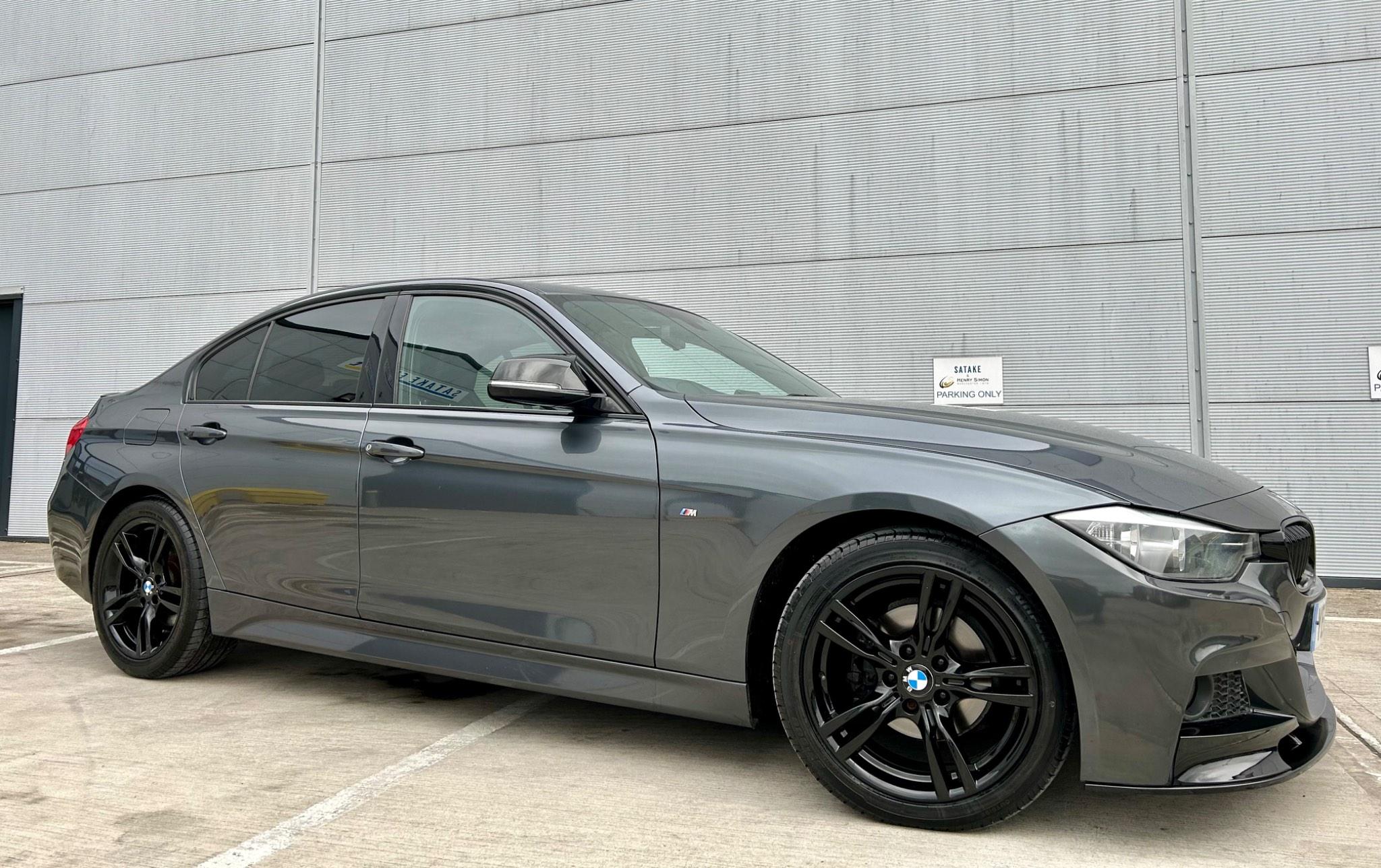 BMW 3 Series view 6