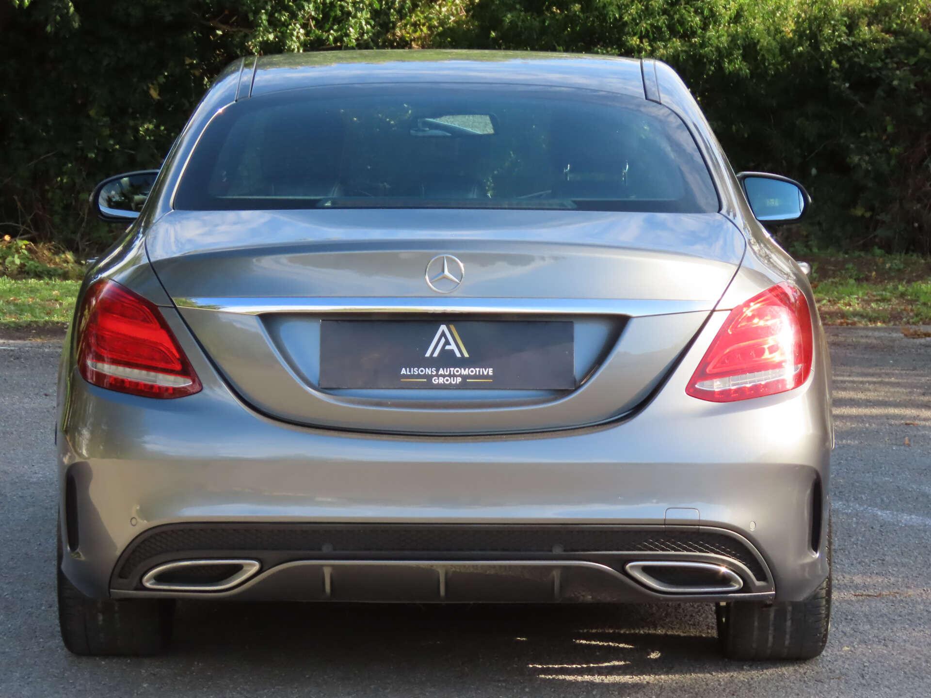 Mercedes-Benz C-Class view 5