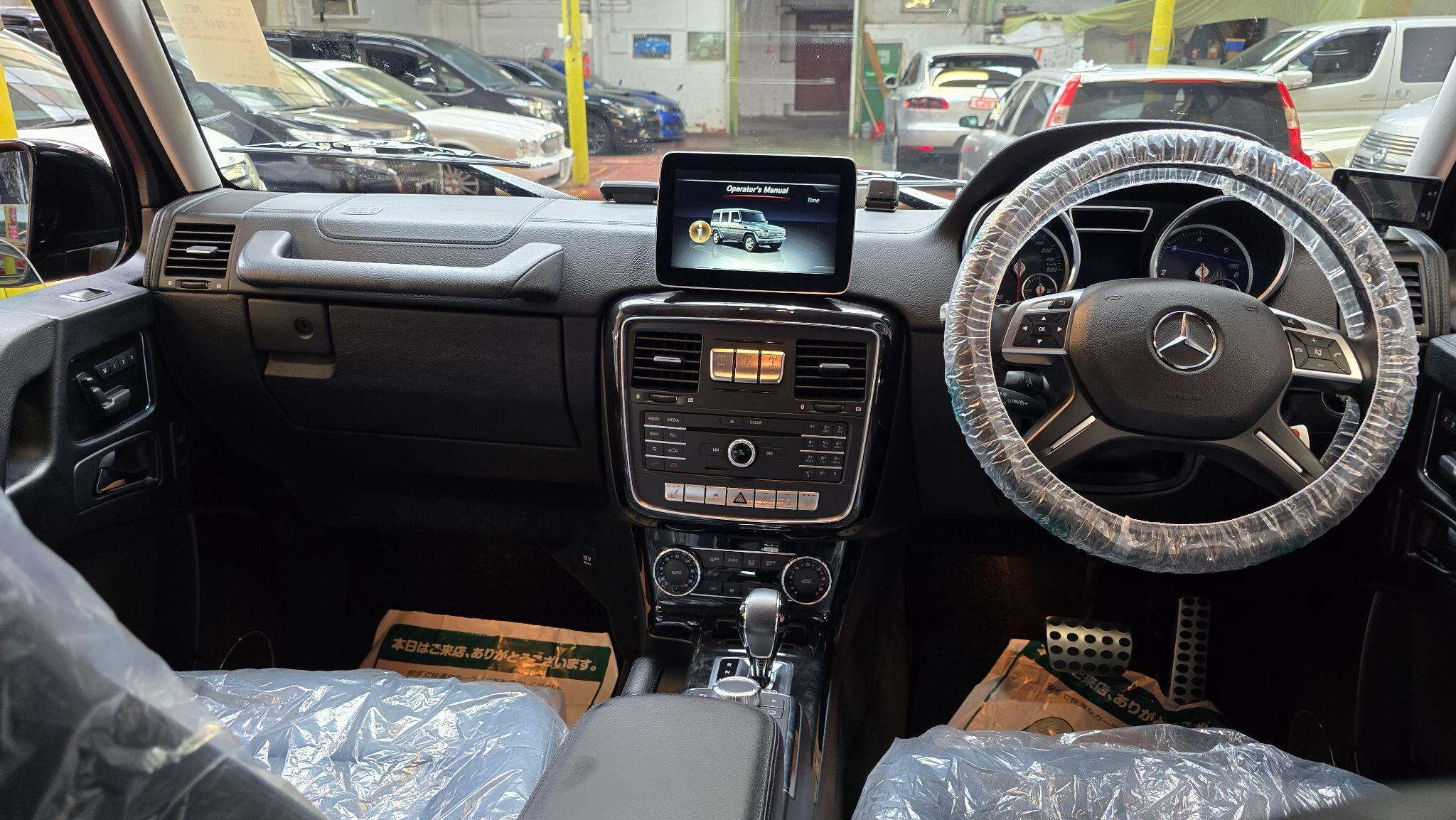 Mercedes-Benz G-Class view 4