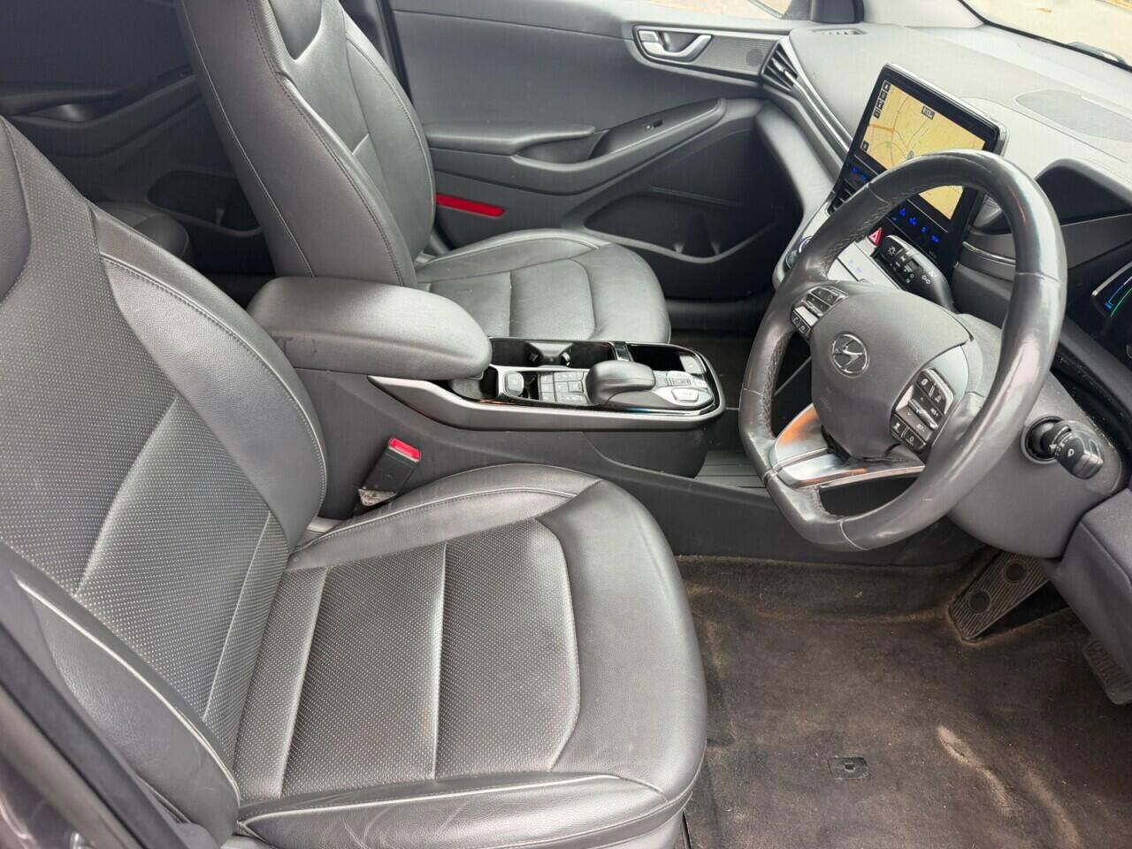 Hyundai IONIQ view 11